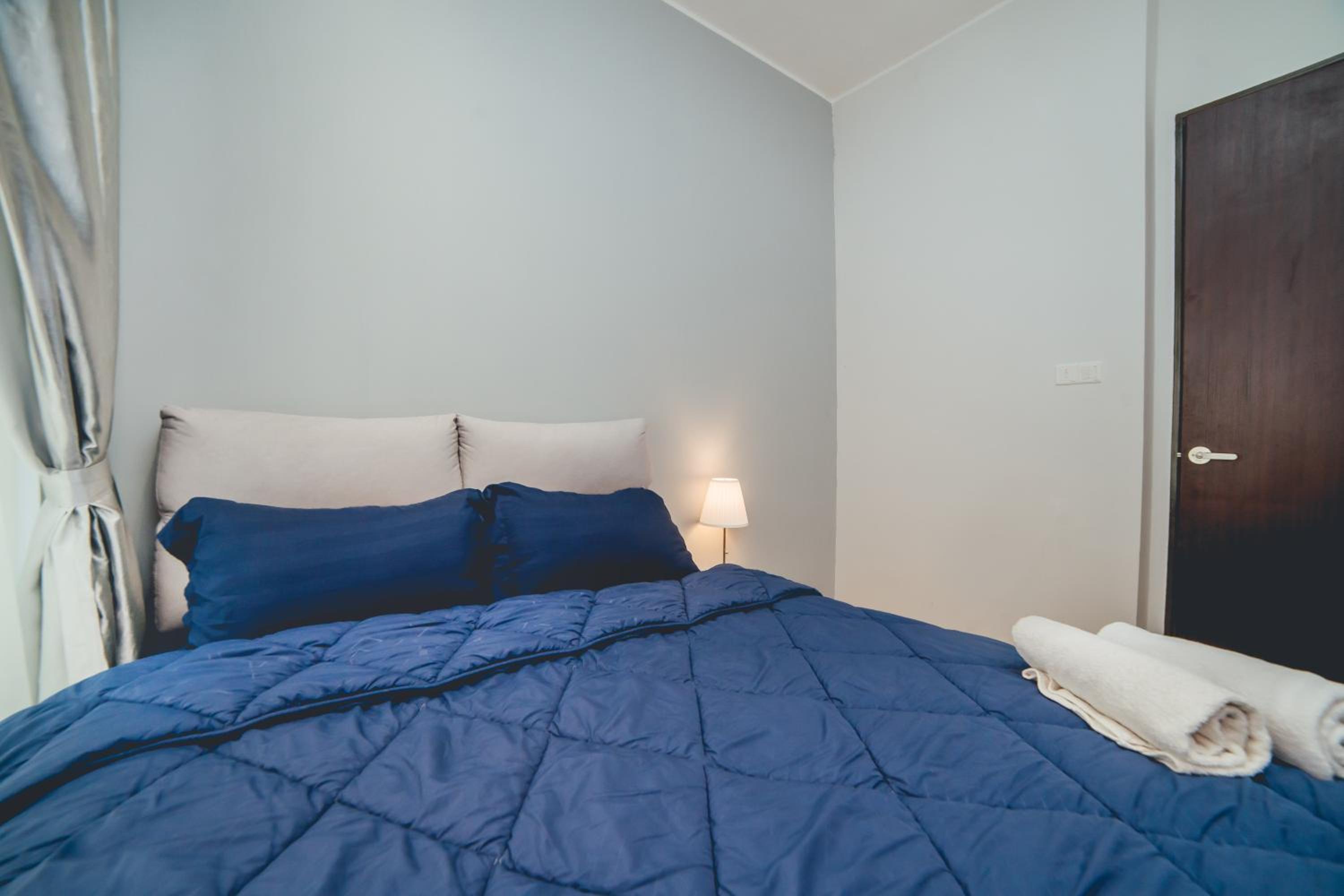 BayLaurel CG Natures Corner 3BR 8Pax View Balcony by Our Stay