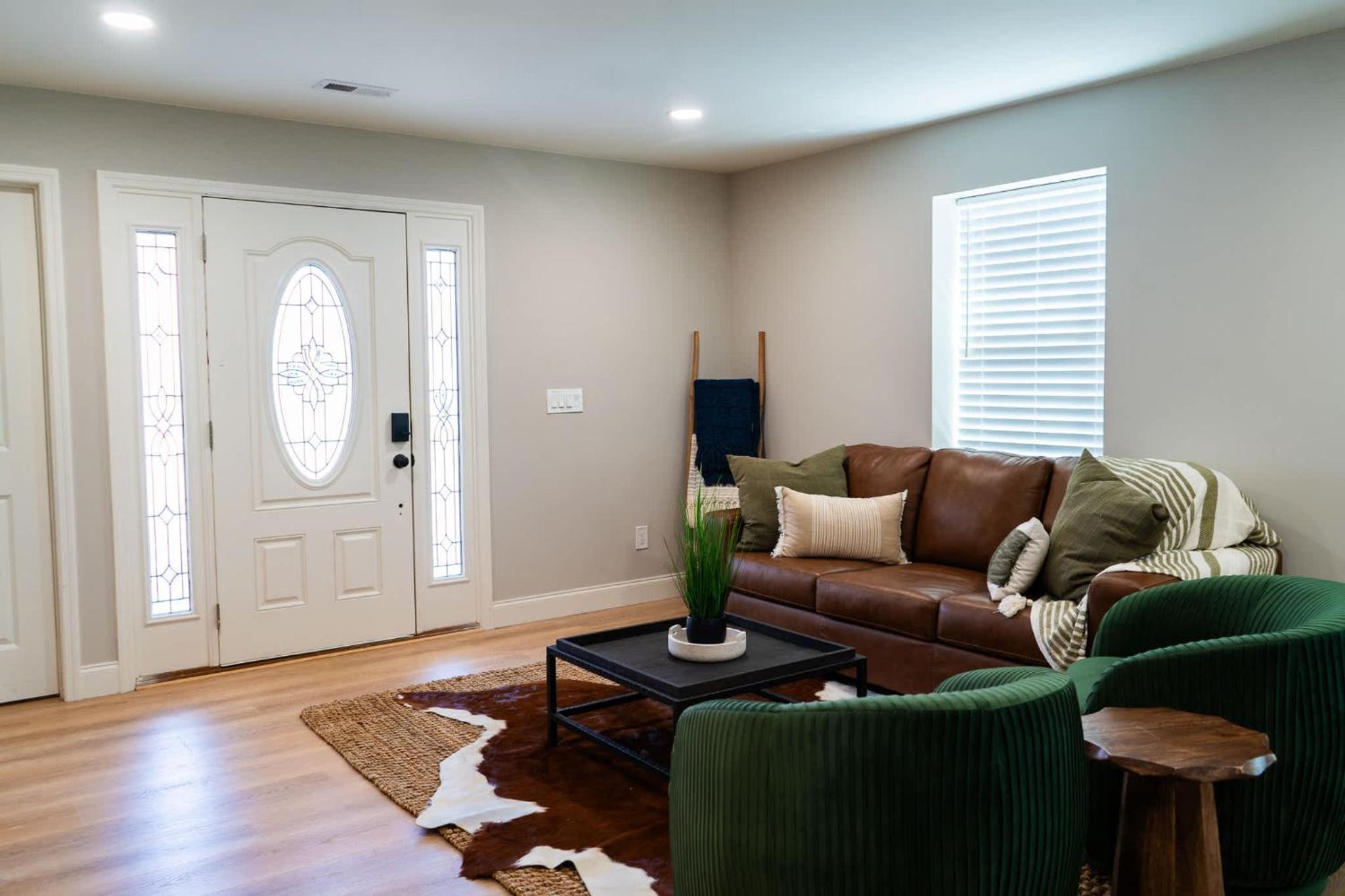 Family Style Home in South Knoxville view 3