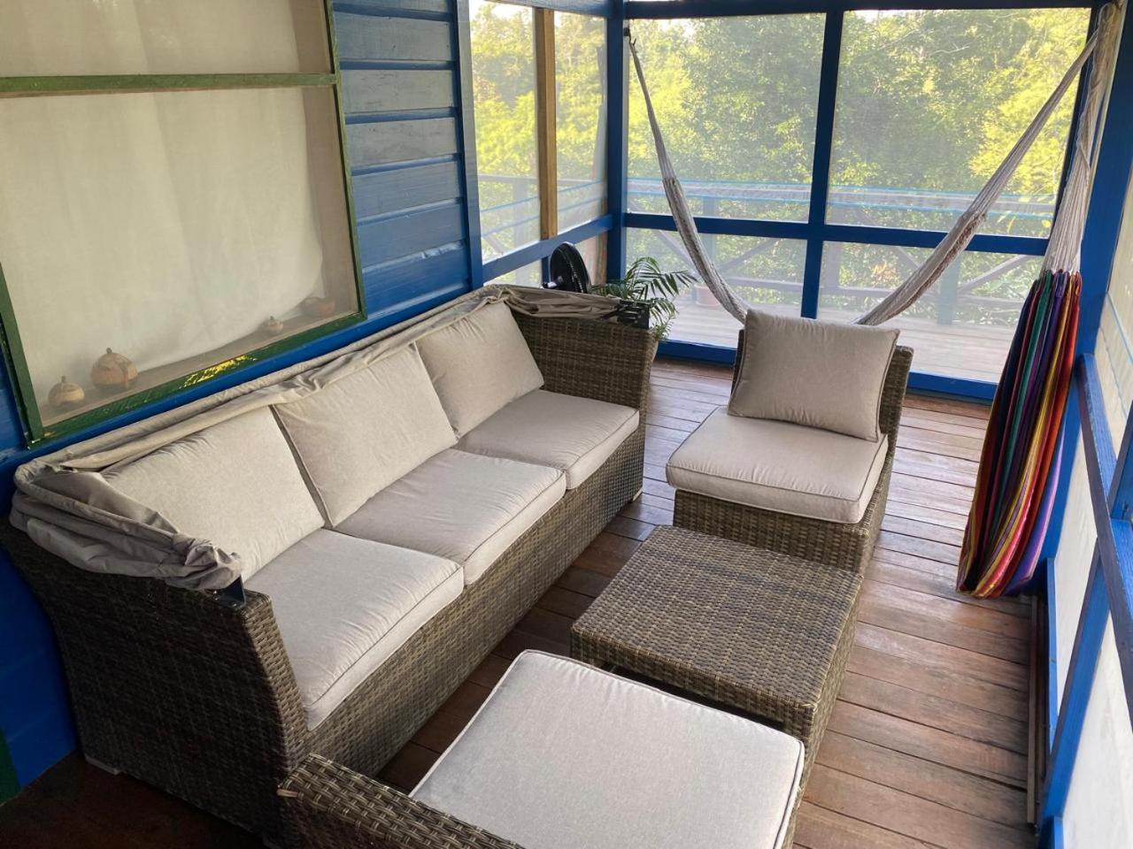 Howler Jungle House and Cabanas