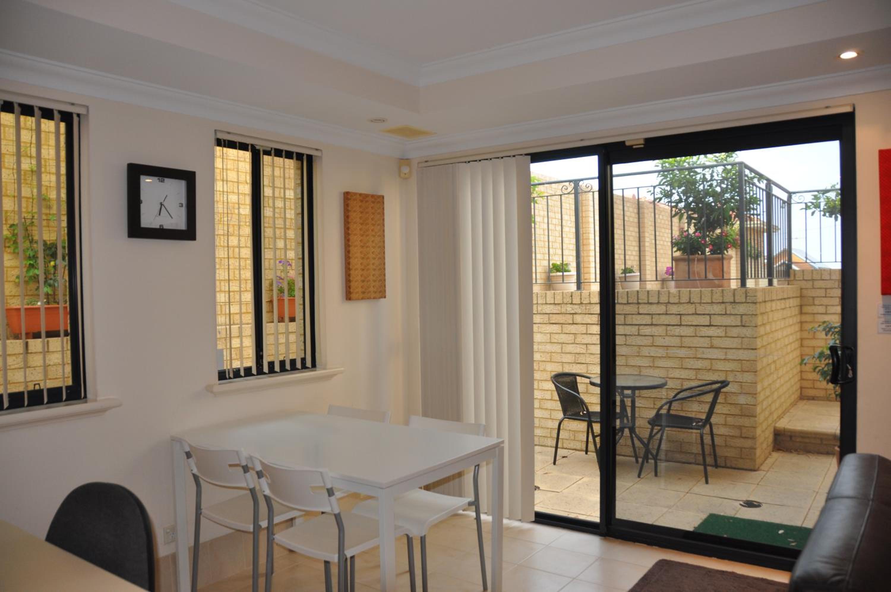 Alfred Cove Short Stay
