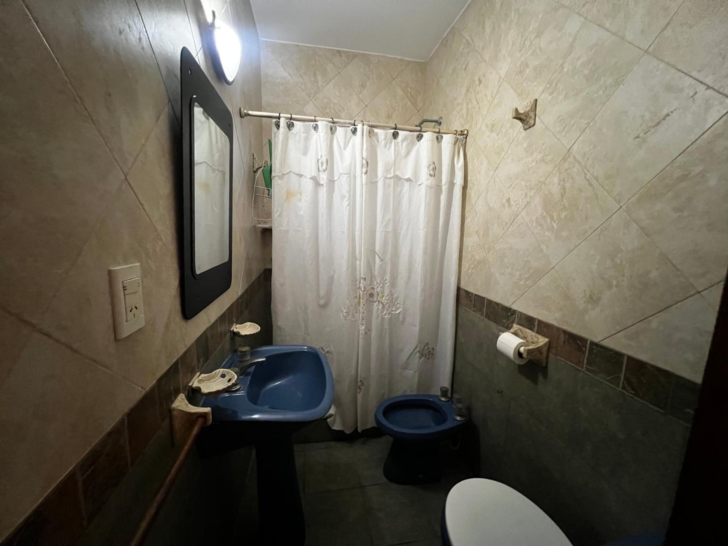 Casa a 50 metros del mar cerca del centro comercial