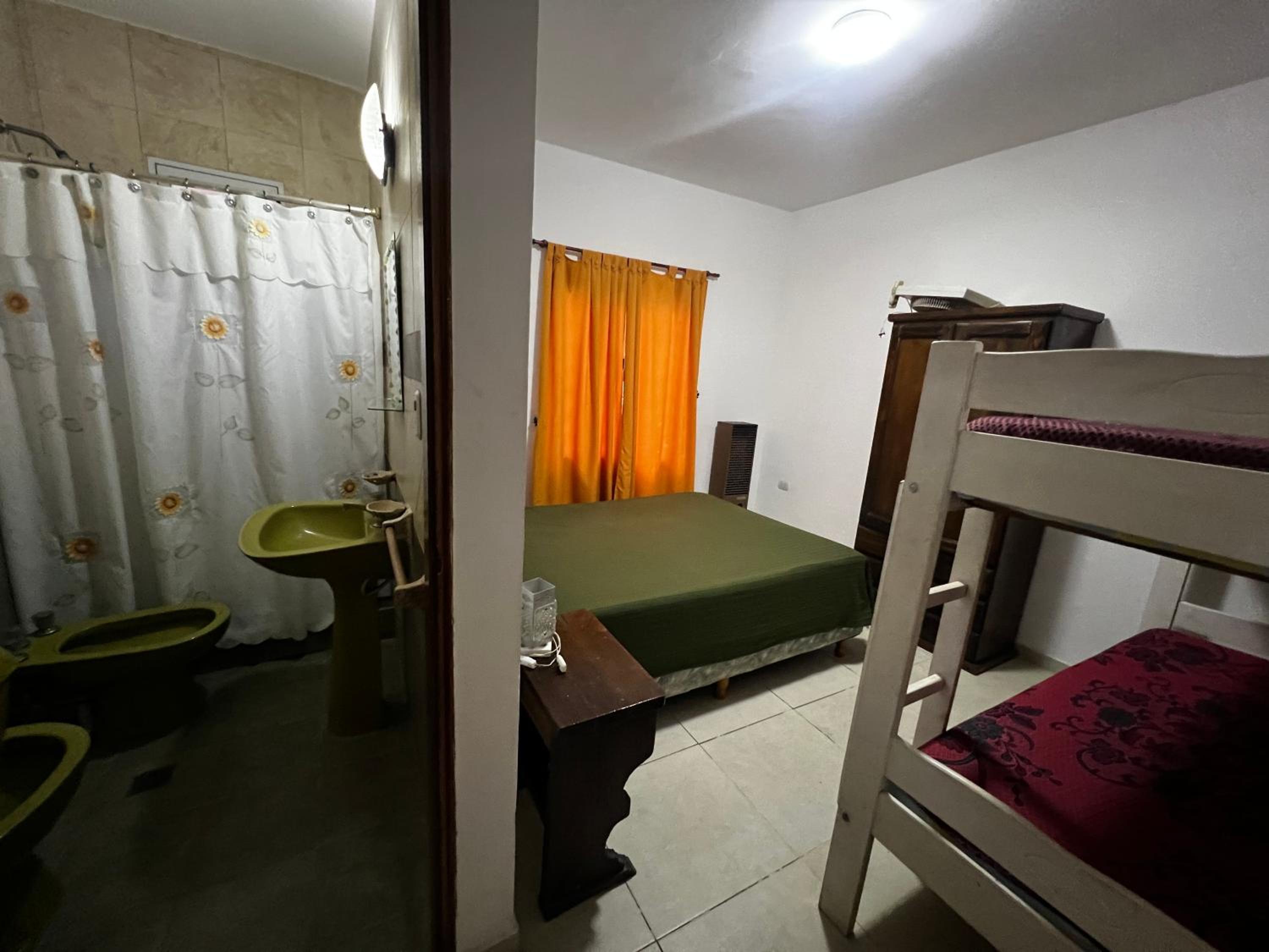 Casa a 50 metros del mar cerca del centro comercial