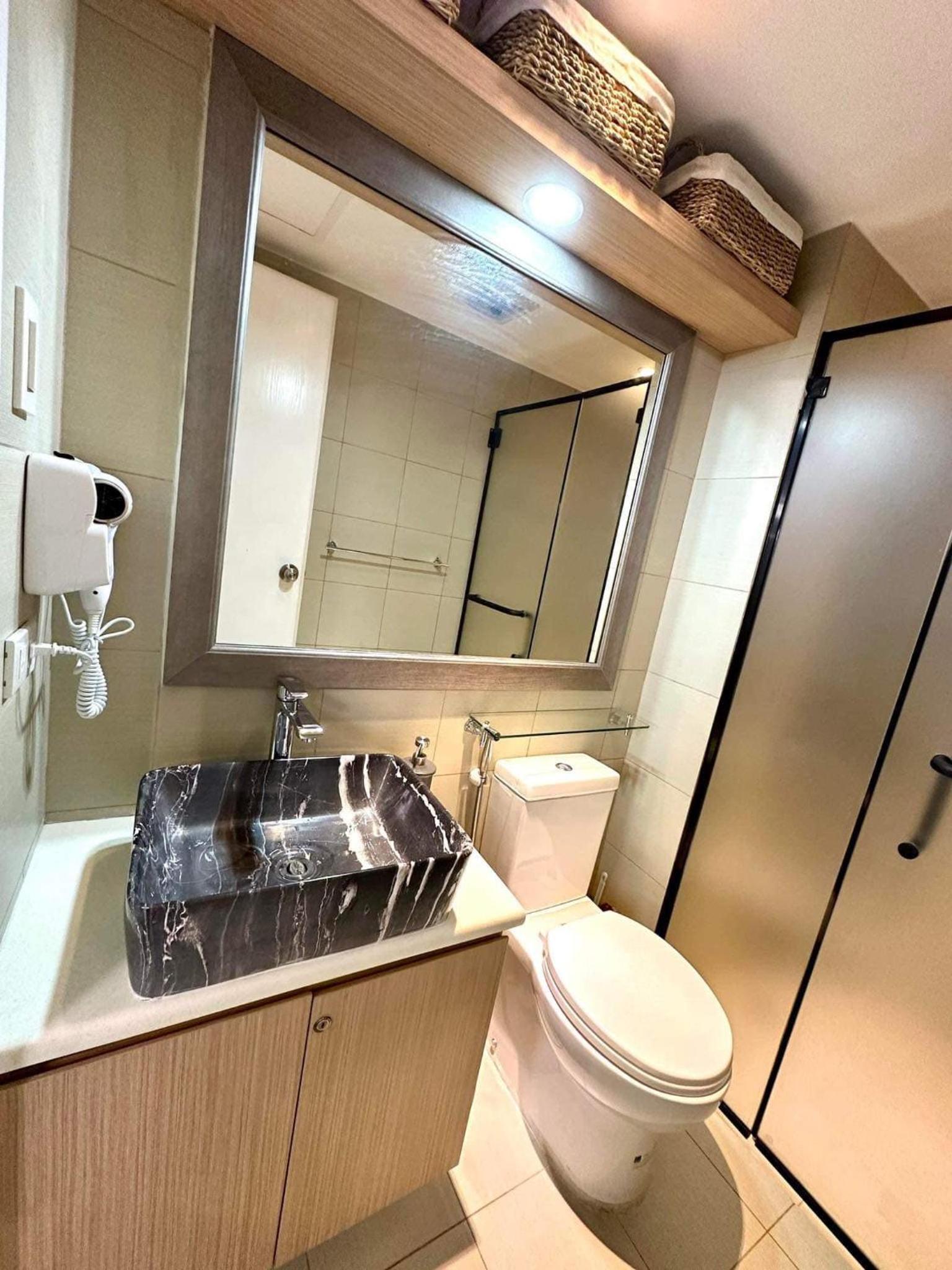 SMDC Wind Residences Tagaytay Condo staycation 2BR-Free parking view 5