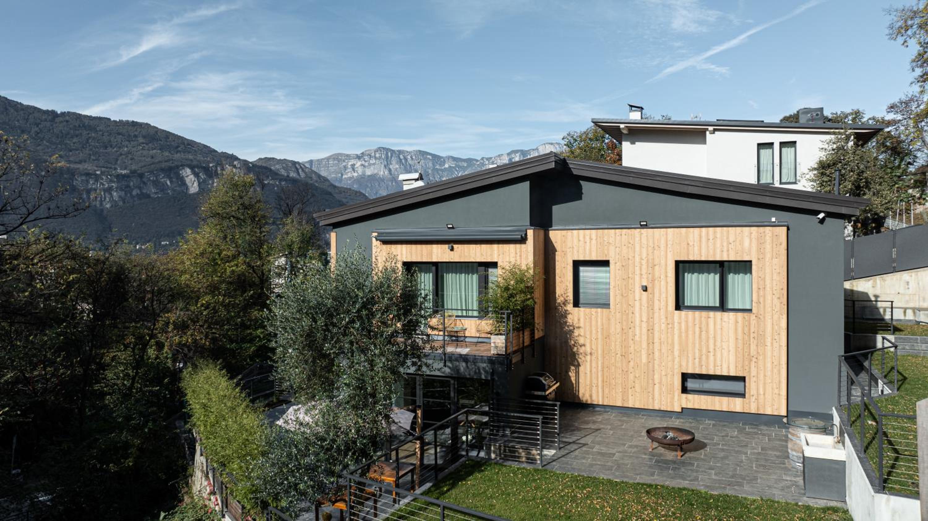 Casa Vertigo view 2