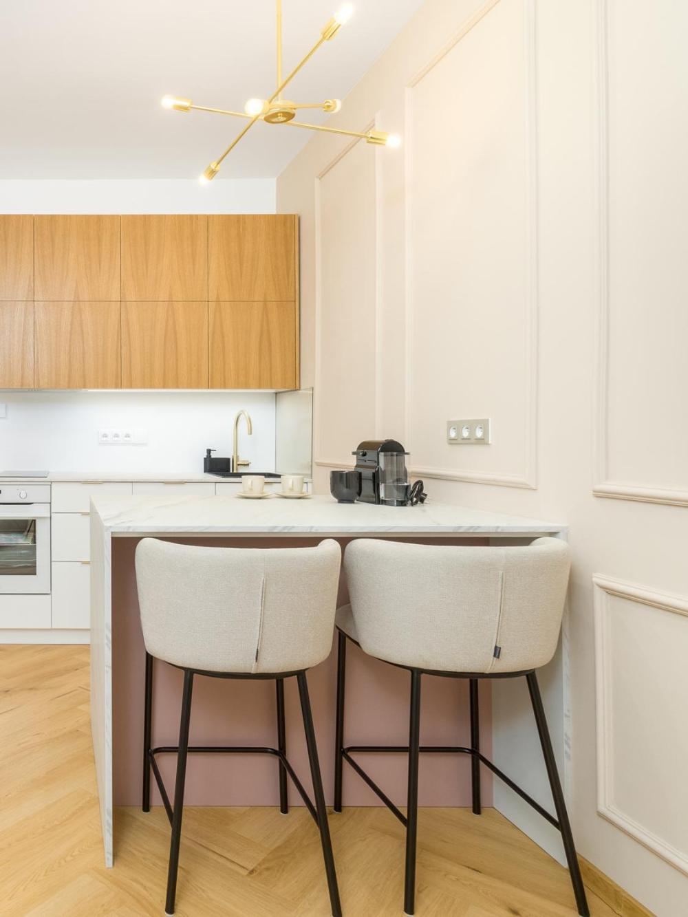 New Stylish Apartment Deluxe - Close to Downtown