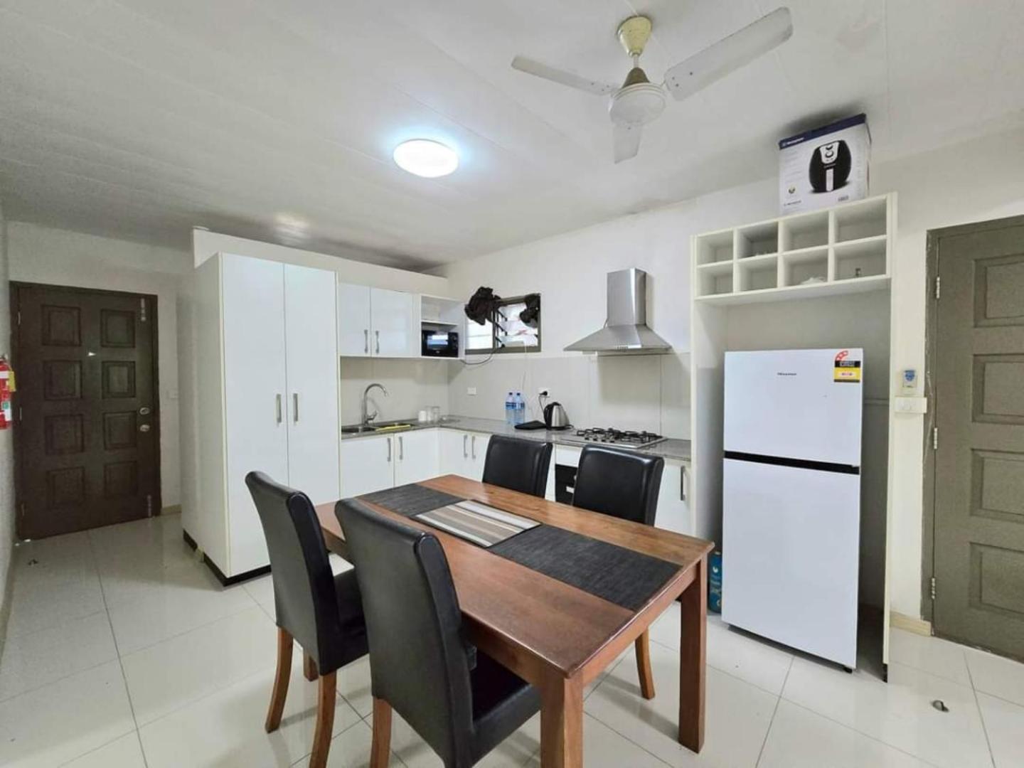 Entire Apartment in Suva, Free Wifi, Swimming Pool - view 11