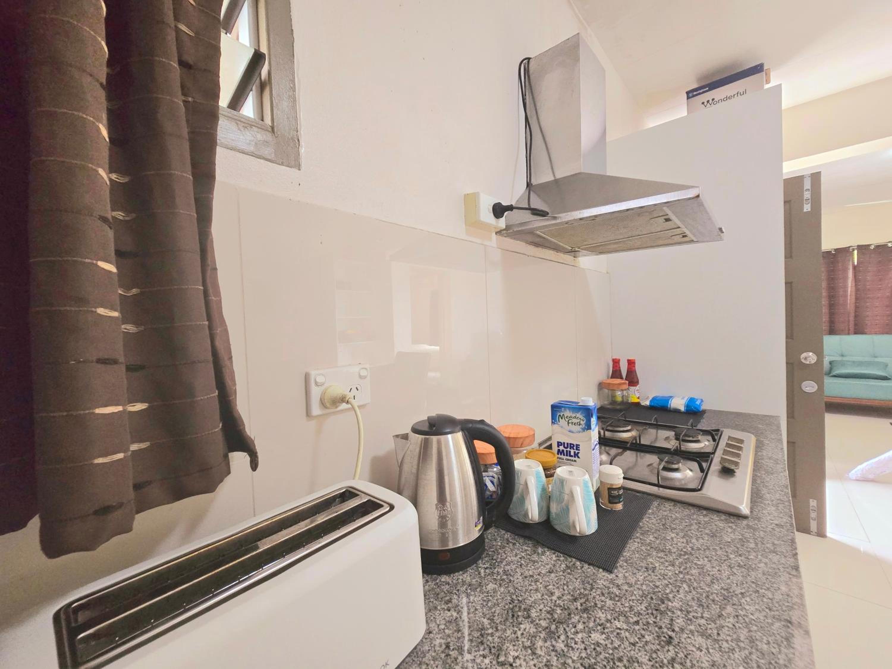 Entire Apartment in Suva, Free Wifi, Swimming Pool - view 9