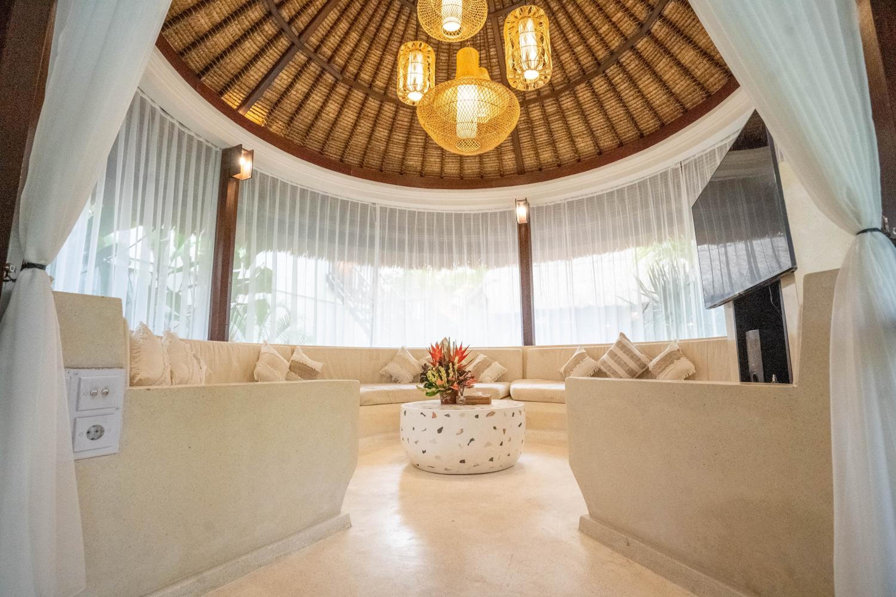 Villa Coconut Heaven by Bali Villa Solutions