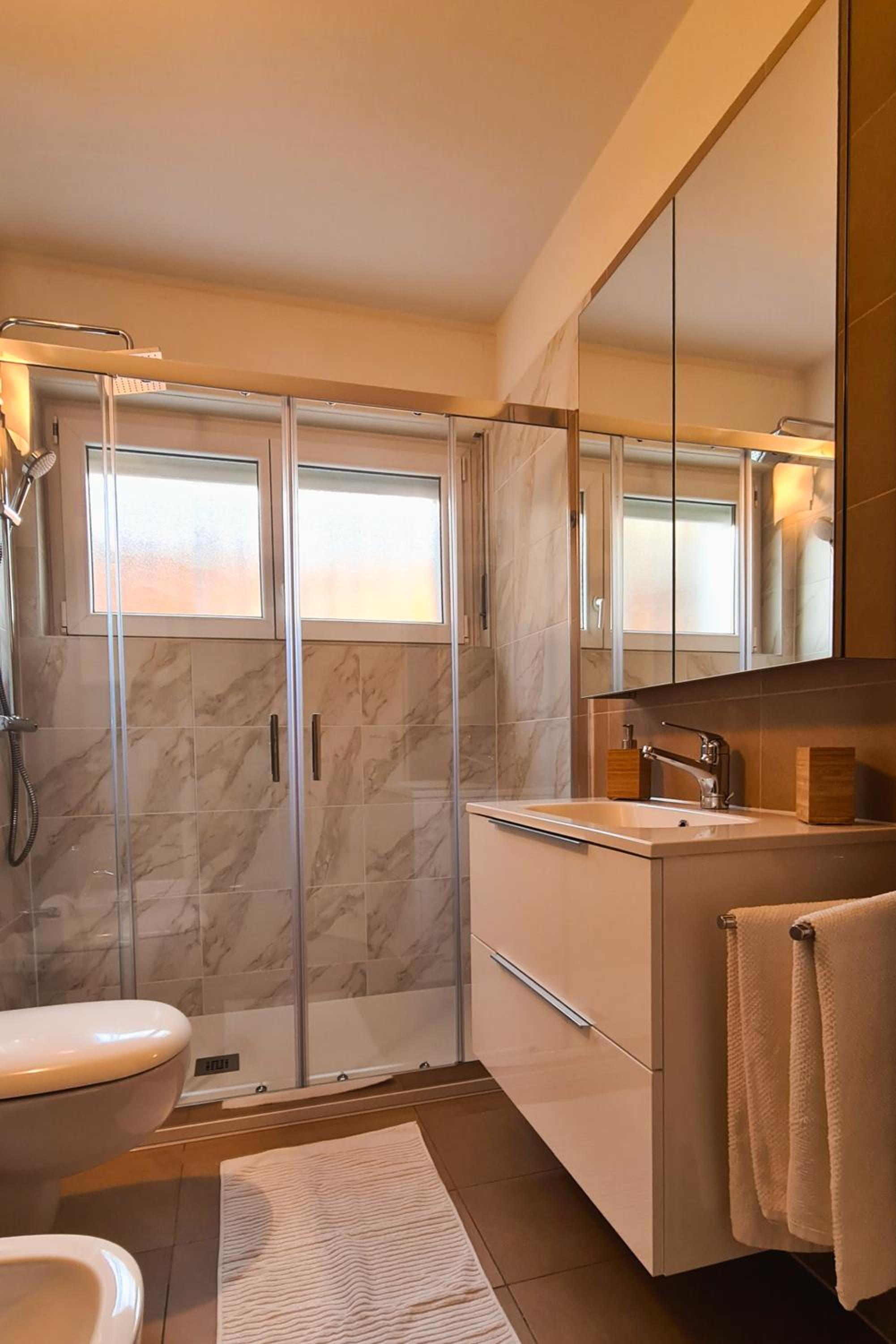 Suite Apartment with a view and free parking