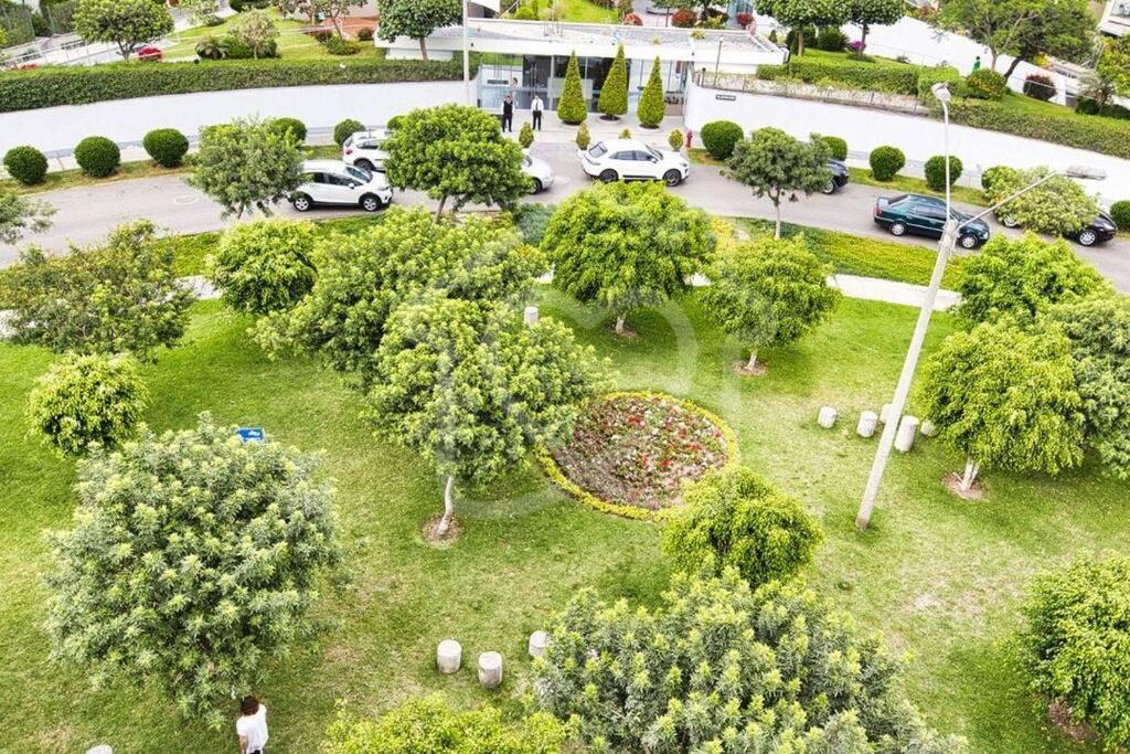 Lovely & quiet place, park view & private parking view 3