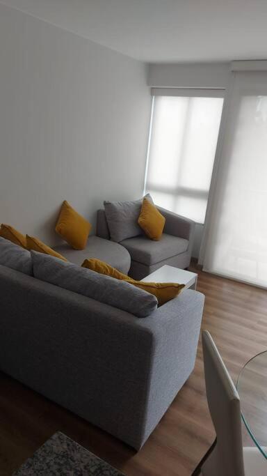 Lovely & quiet place, park view & private parking view 5