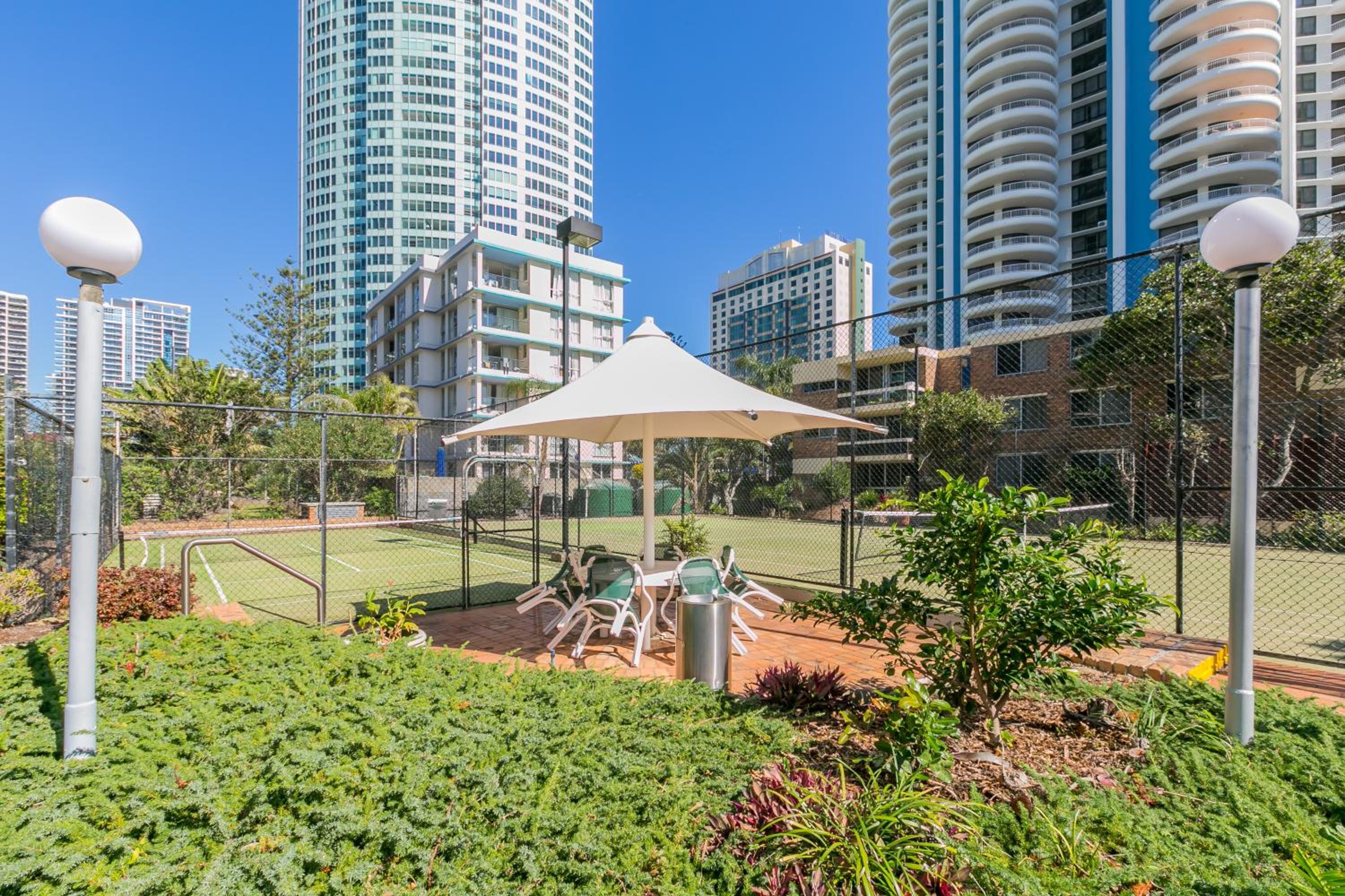 Peninsula Private Apartments - Q Stay