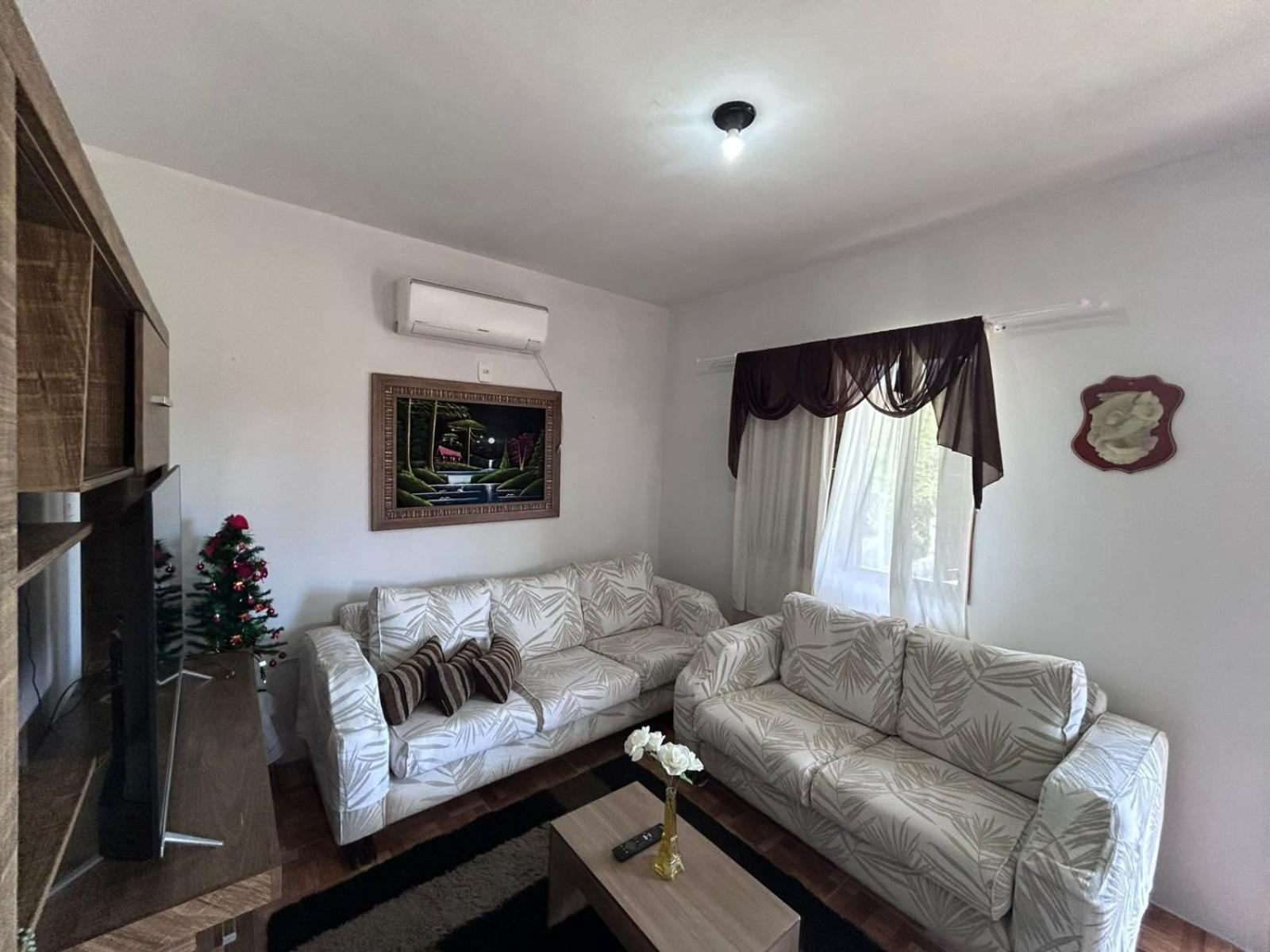 Casa Completa para 6 Pessoas By Cia da Temporada