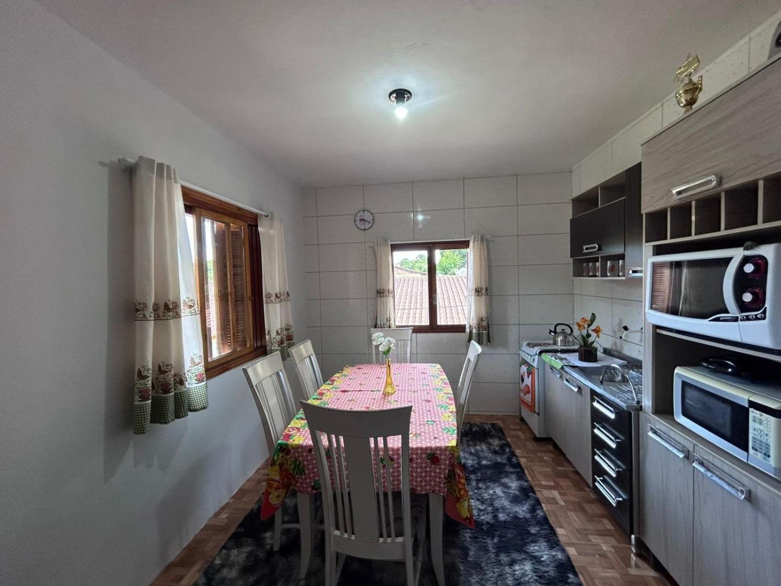 Casa Completa para 6 Pessoas By Cia da Temporada