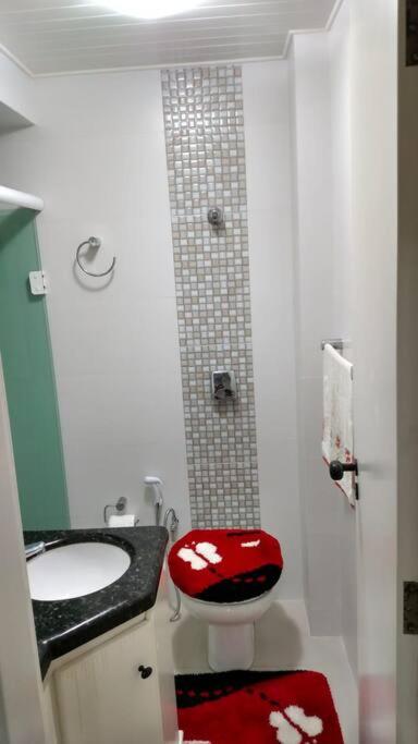 Lindo Apto com Ótima Localização