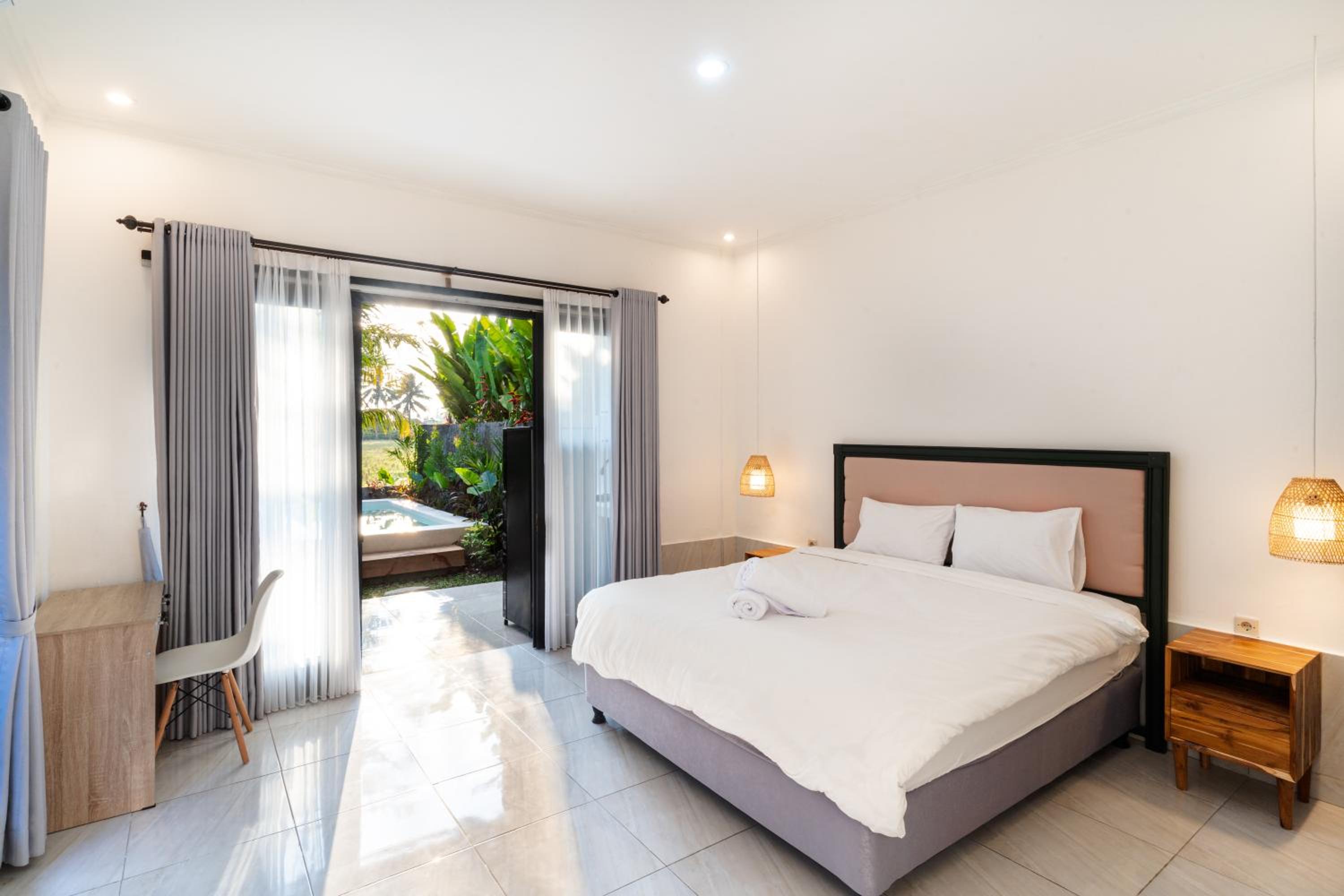 Parafrutts Classic Ubud Private Rooms with Pool in the Heart of Ubud photo 2