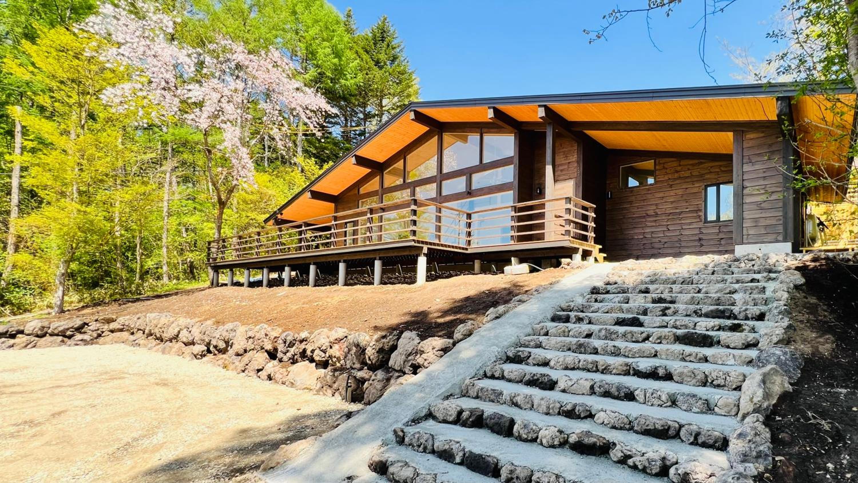 Terrace Villa Foresta Asama view 3