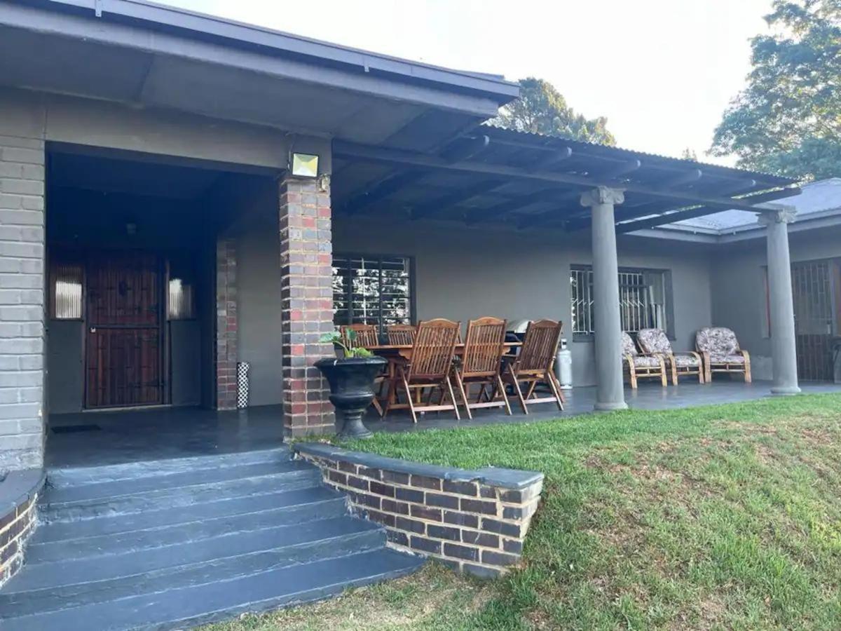 Boschhoek, Eclectic Farm Stay view 3