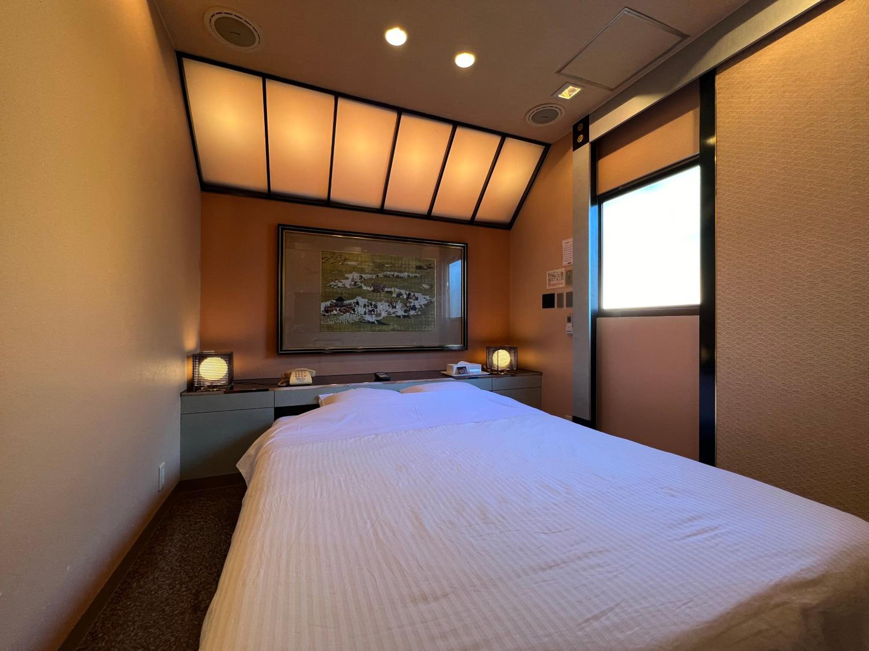 Hotel Karakonosato 唐比の里 view 3