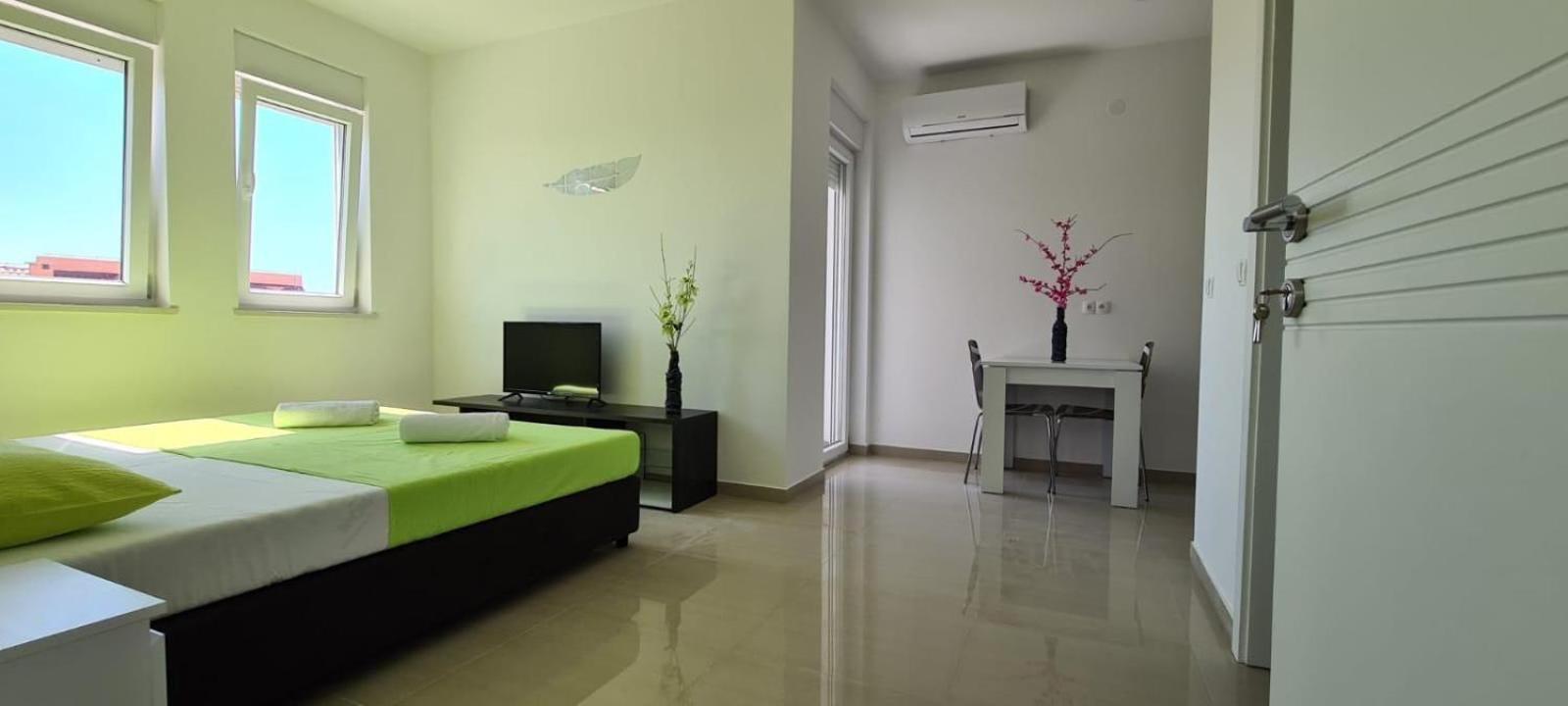 Antodo Domino