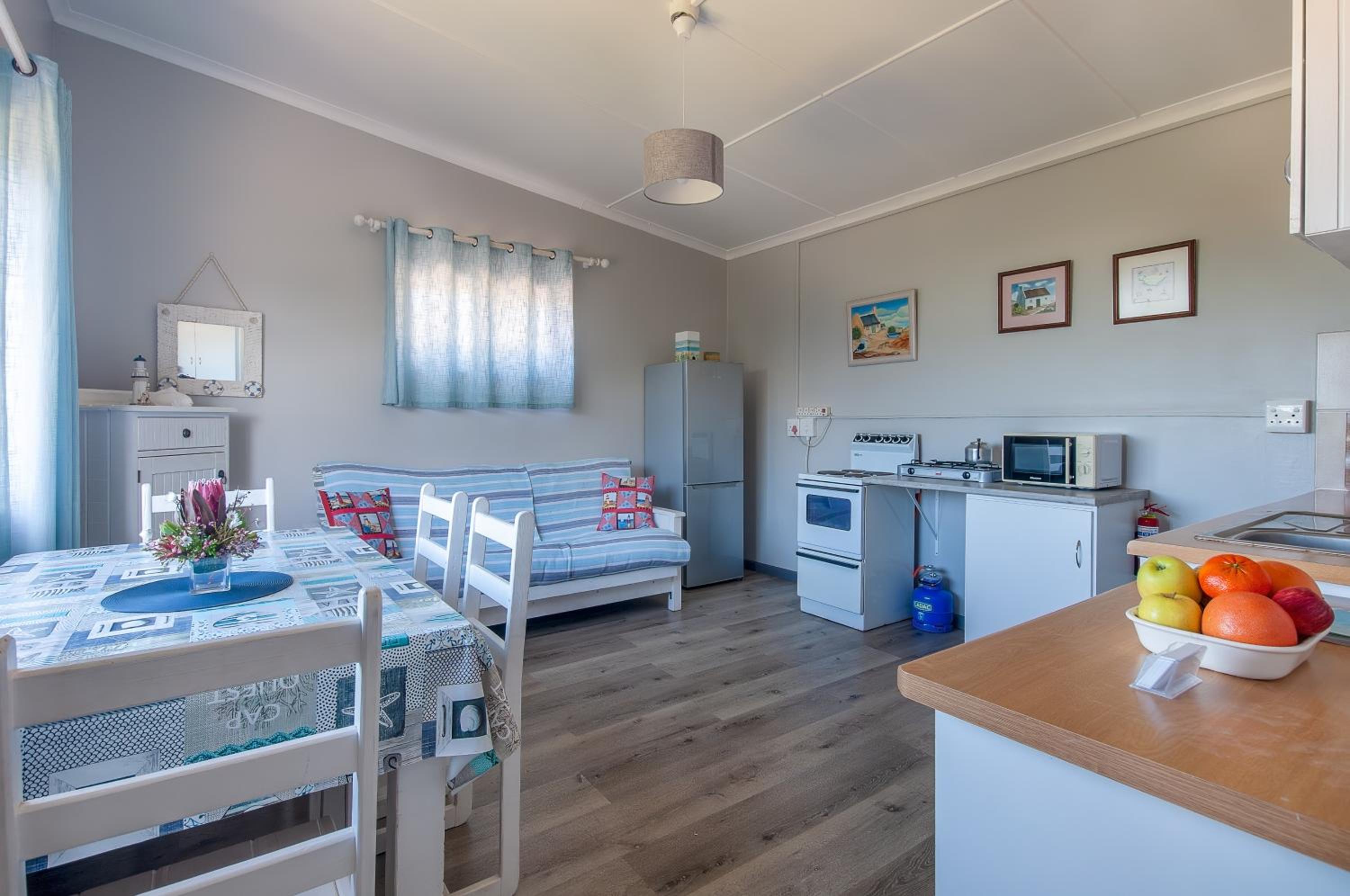 À La Mer - Selfcatering Unit view 4