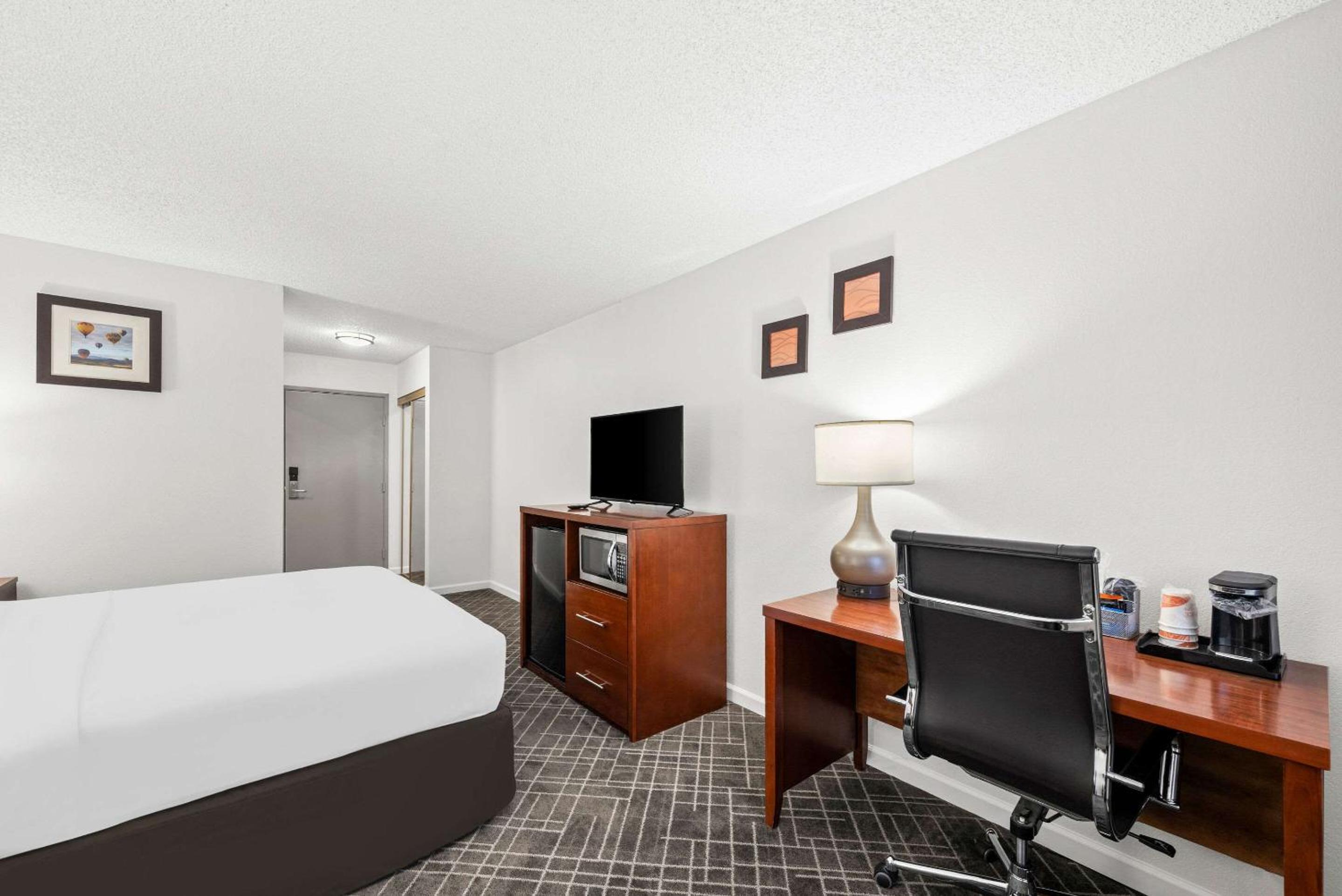 Yreka Vacations - Comfort Inn Yreka I-5 - Property Image 45