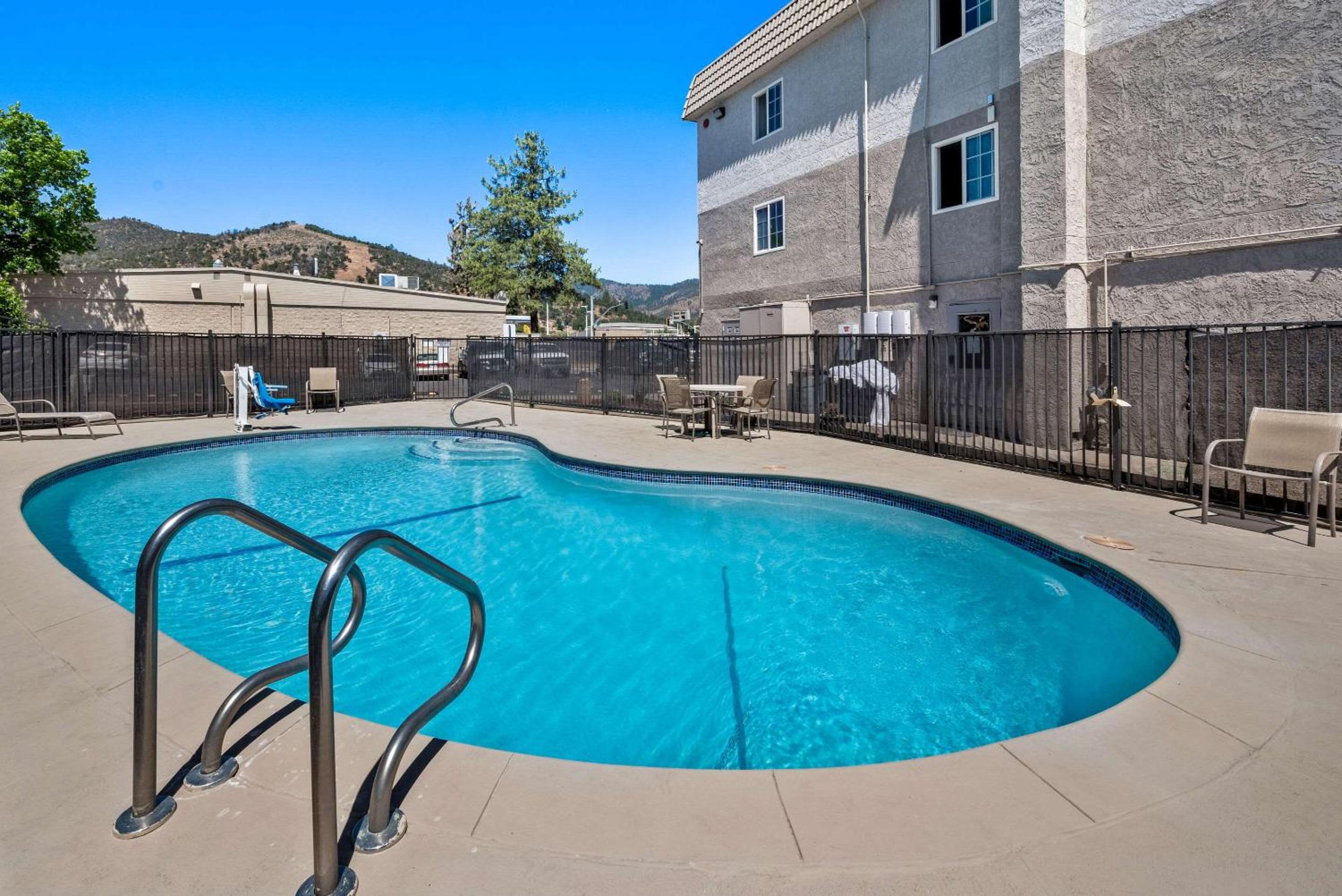Yreka Vacations - Comfort Inn Yreka I-5 - Property Image 15