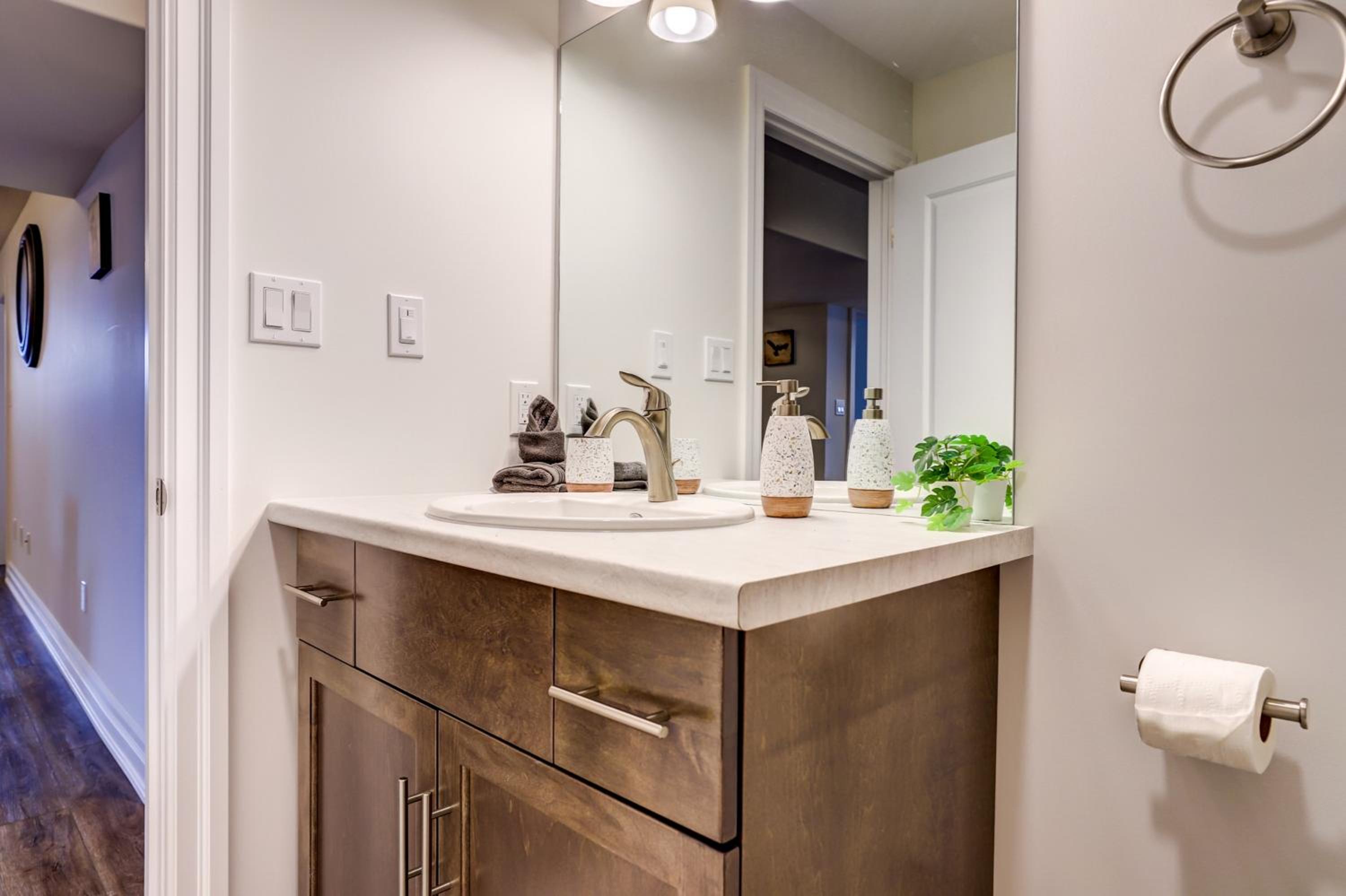 GLOBALSTAY New Basement 4 Bd in Port Elgin