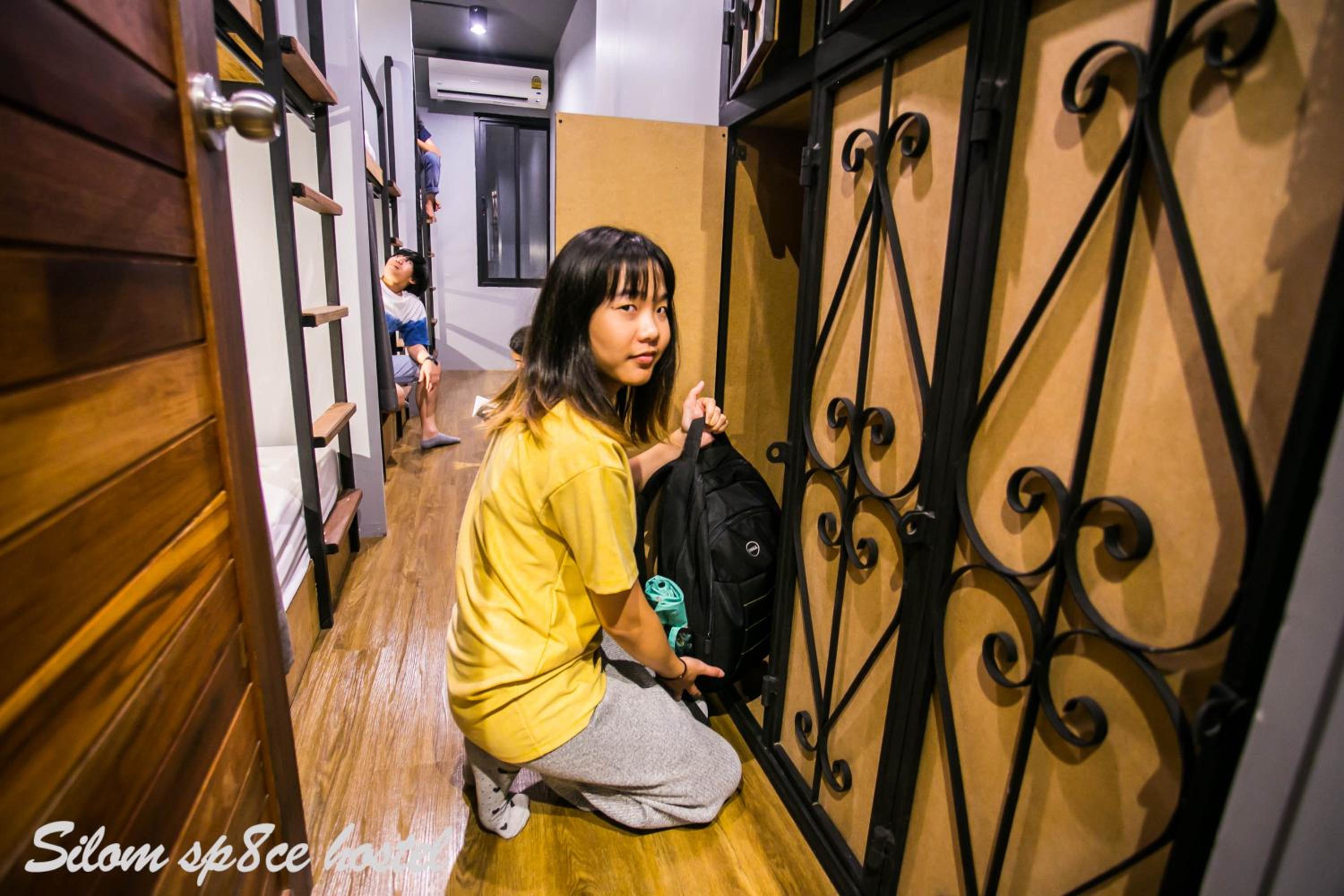 Silom Space Hostel