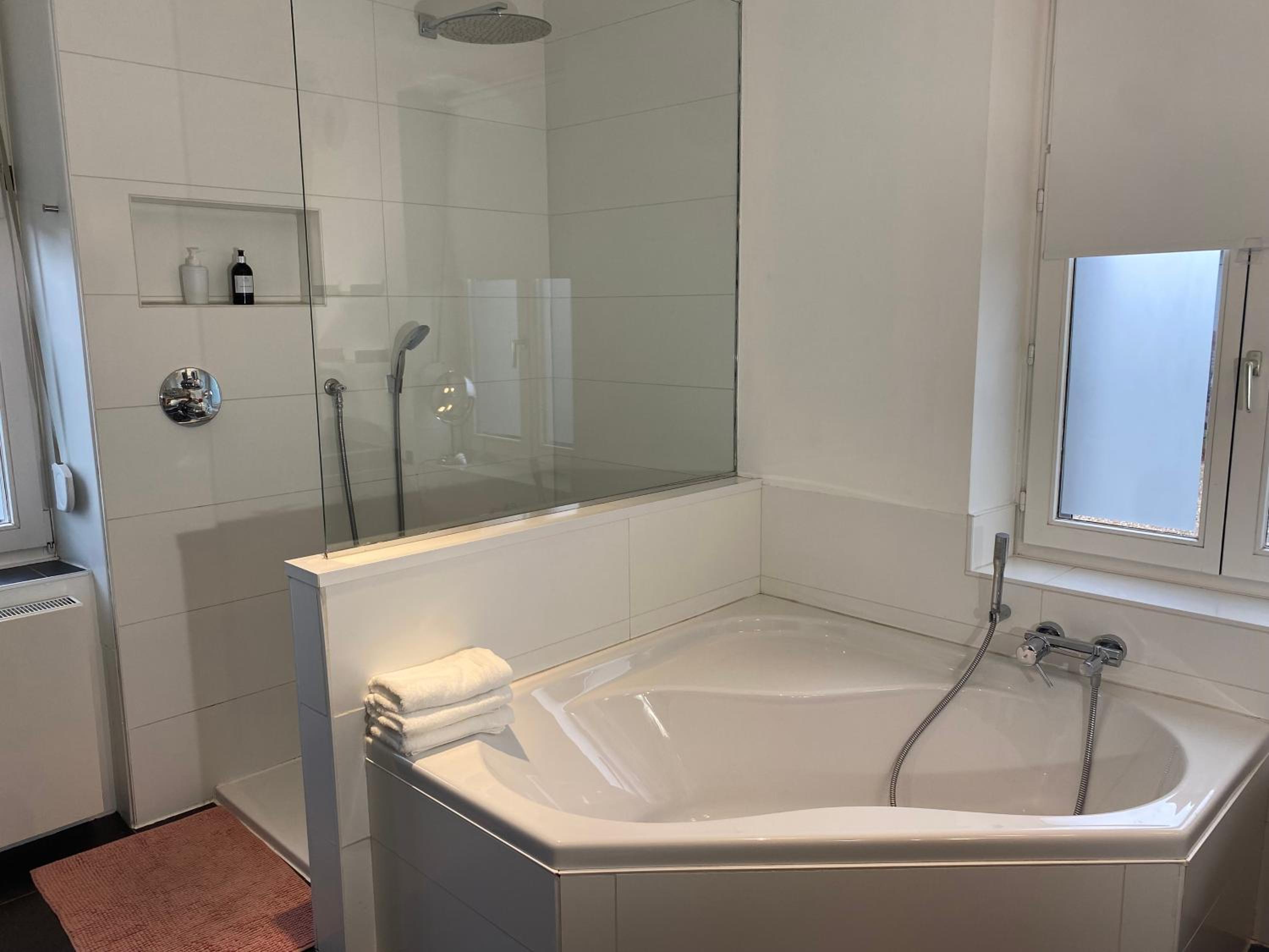 Old Town Suites