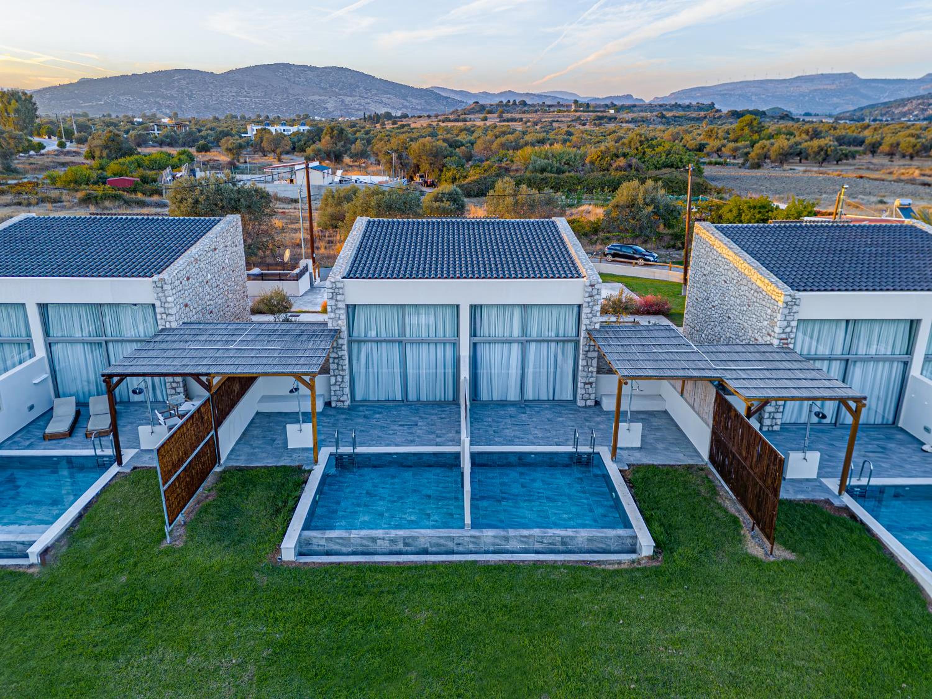 Haraki Luxury Villas