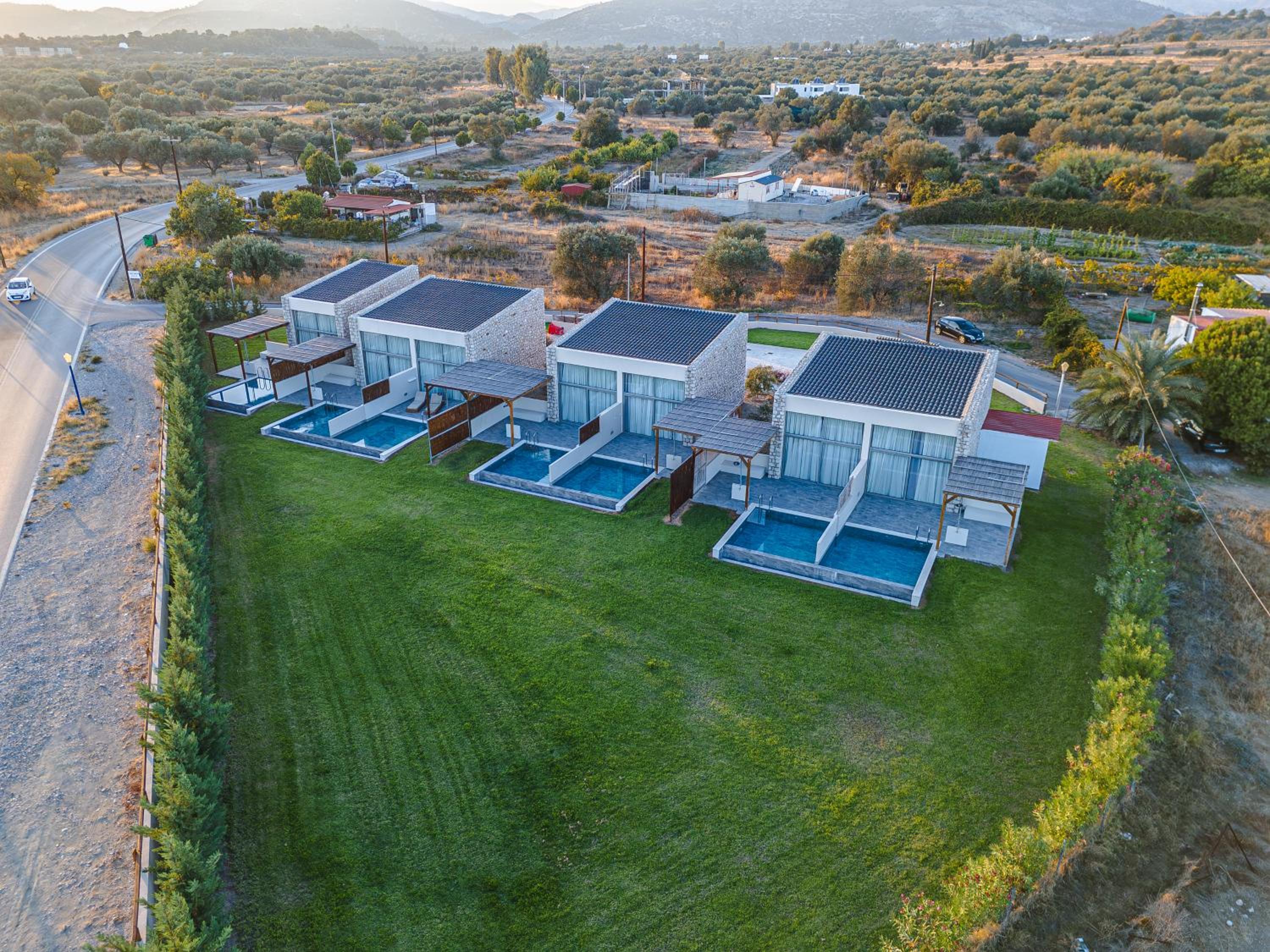 Haraki Luxury Villas