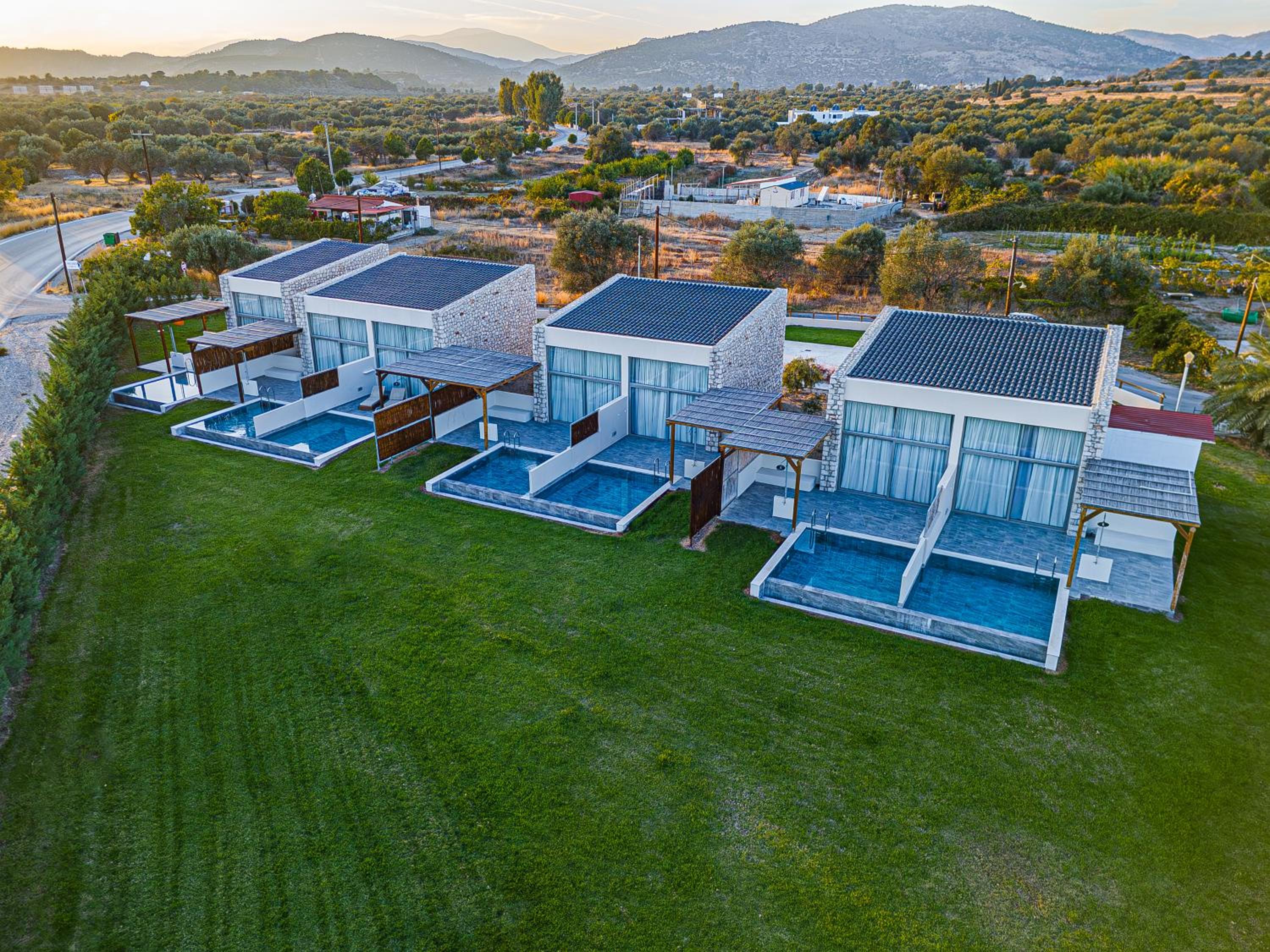 Haraki Luxury Villas