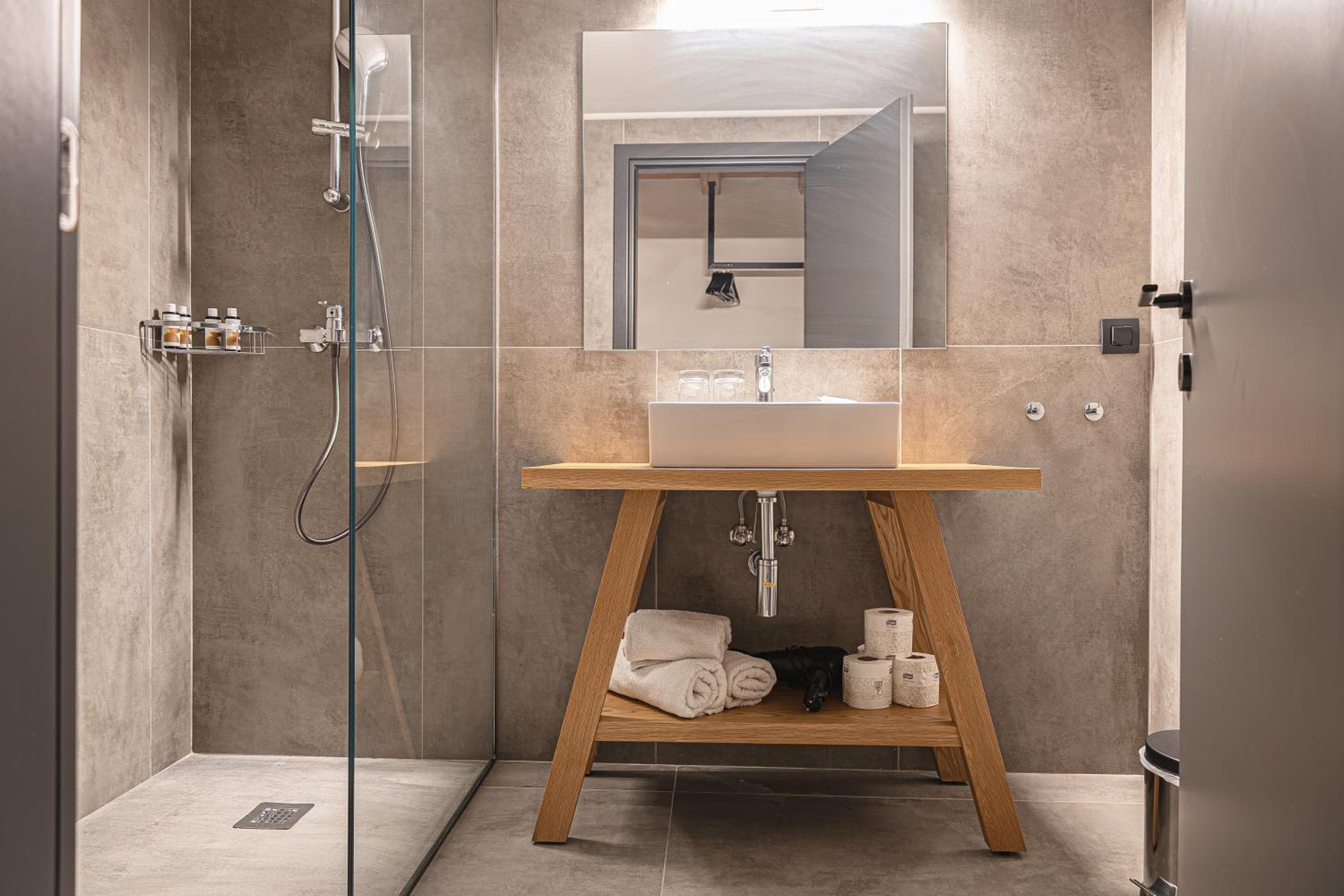 Haraki Luxury Villas