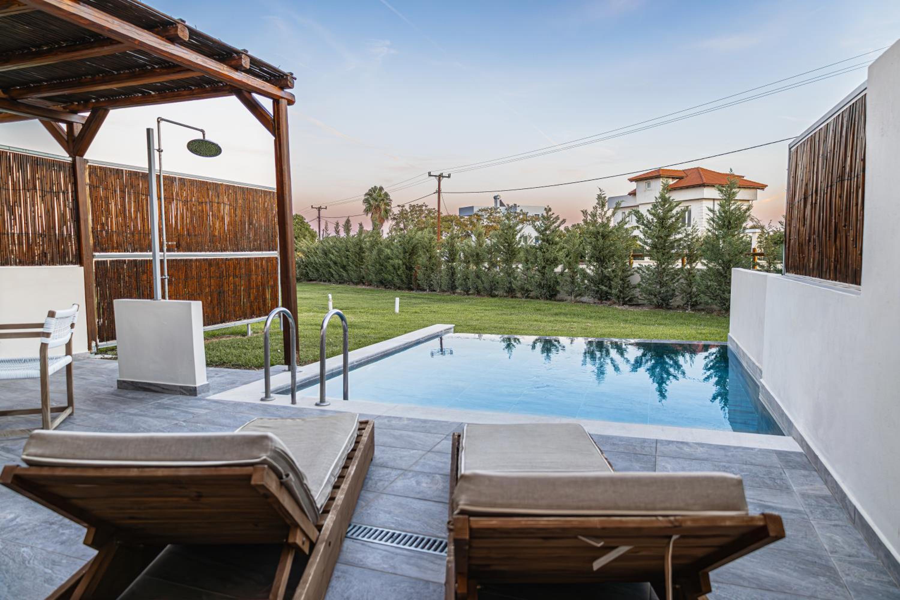 Haraki Luxury Villas