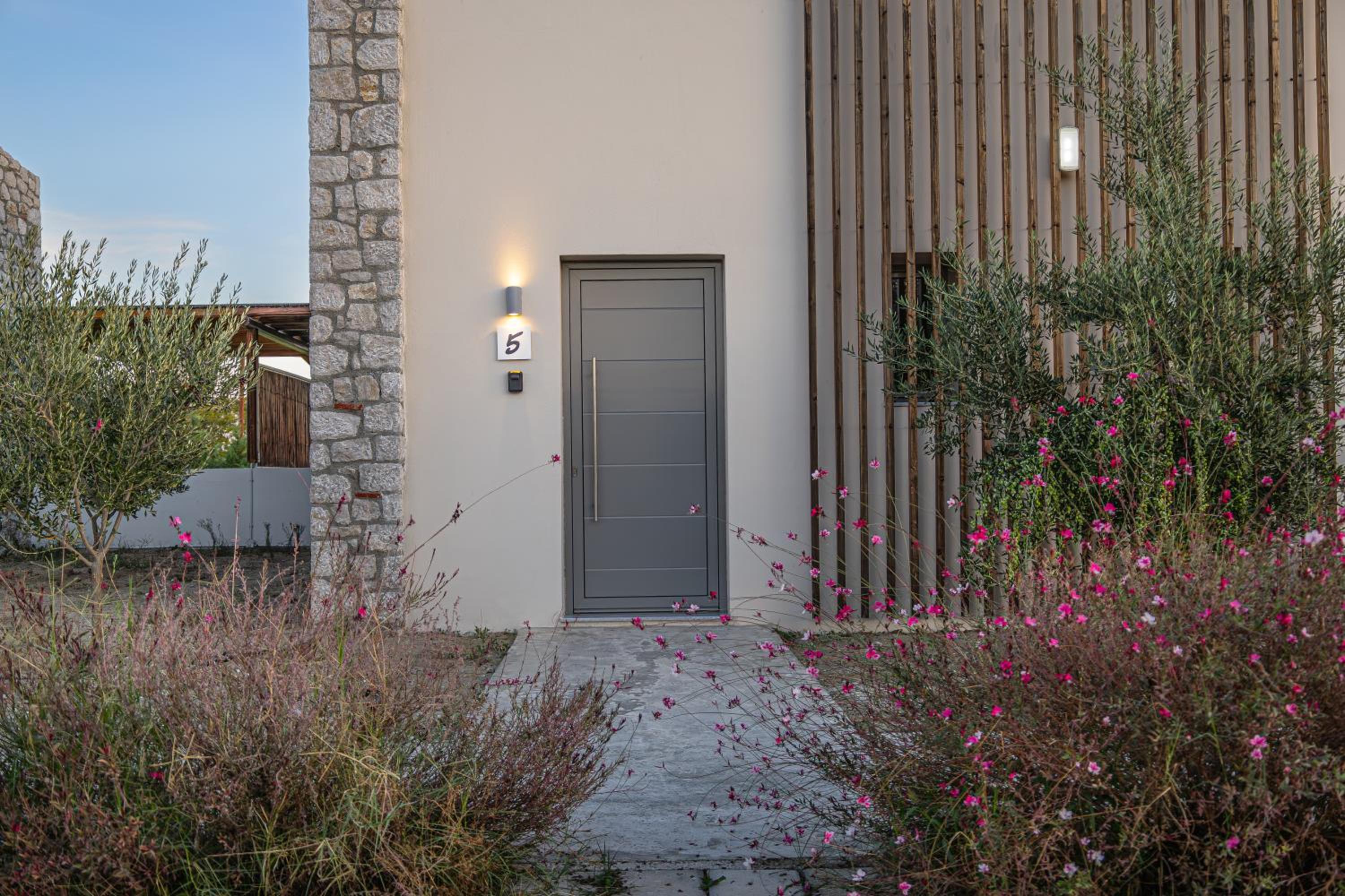 Haraki Luxury Villas
