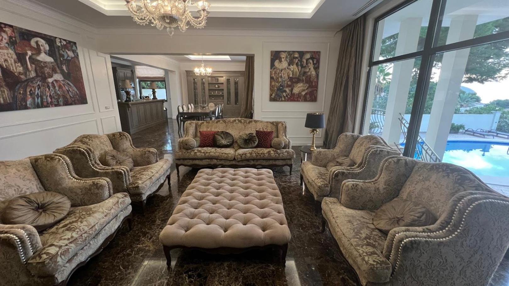 lounge