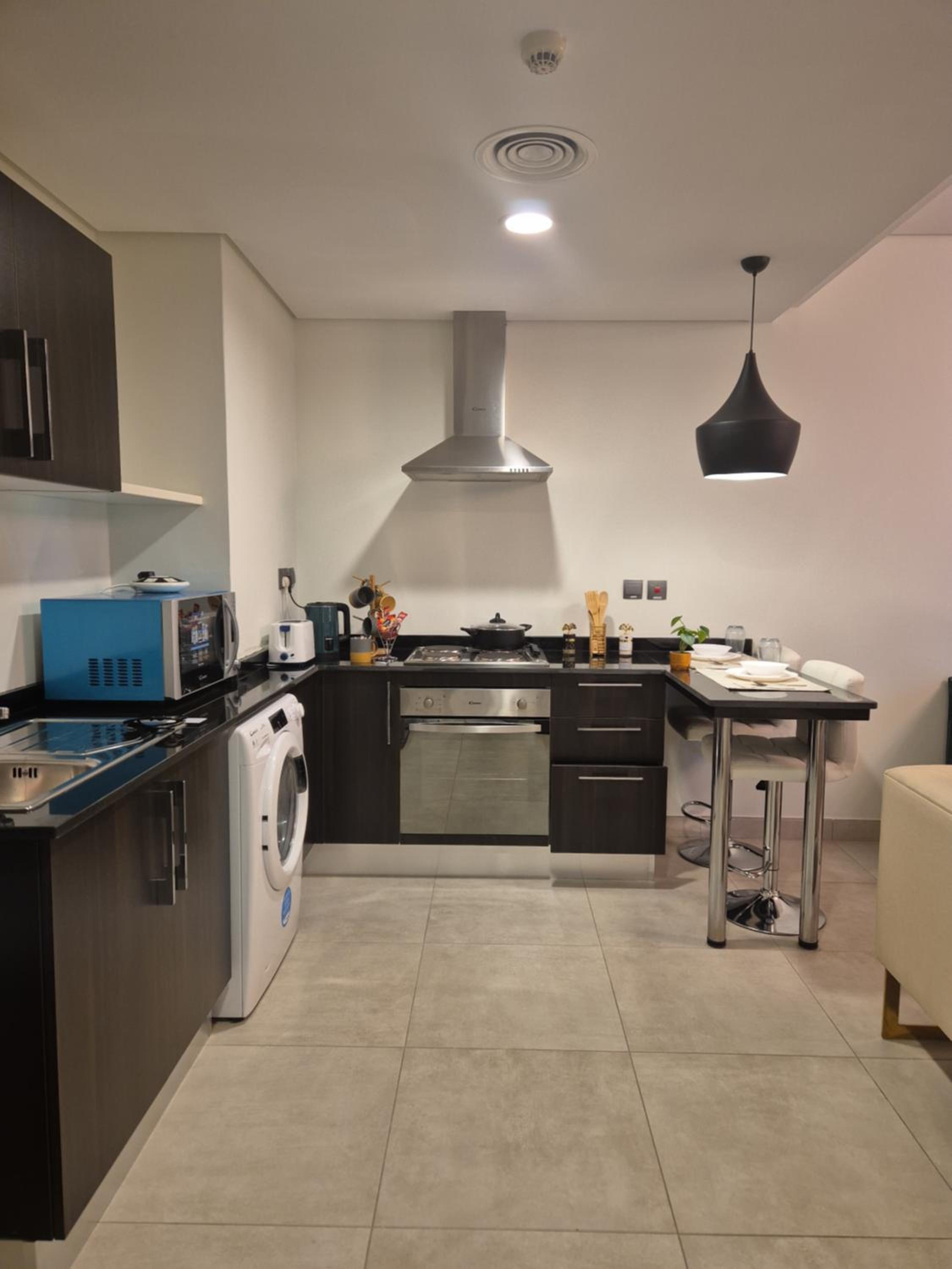 Luxury Romantic Sea View Apartment-ERAإقامة هادئة إطلالة بحرية موقع استثنائي- Manama