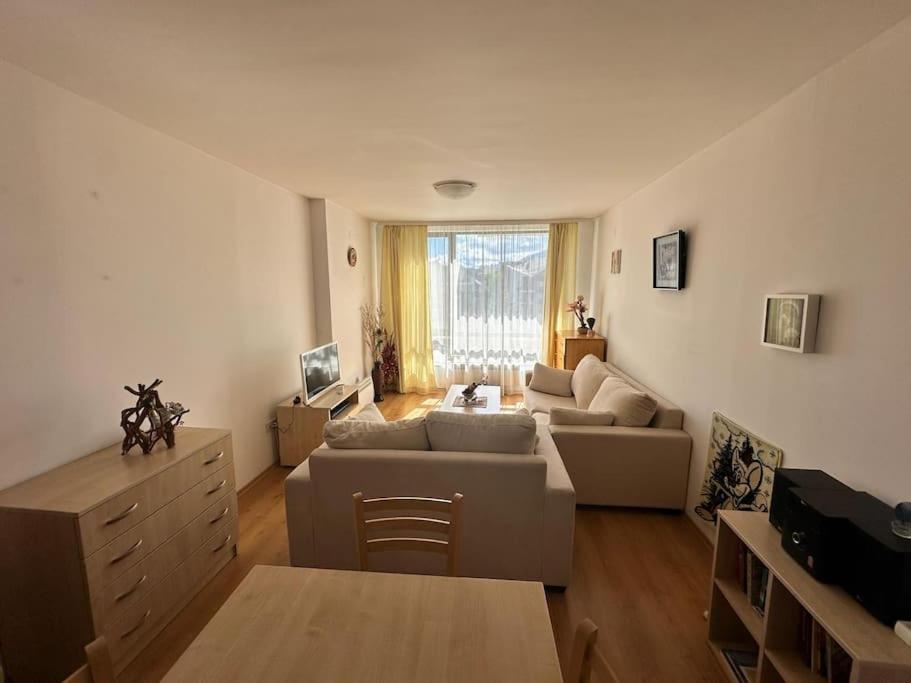 Cozy apartmen with Mountain view