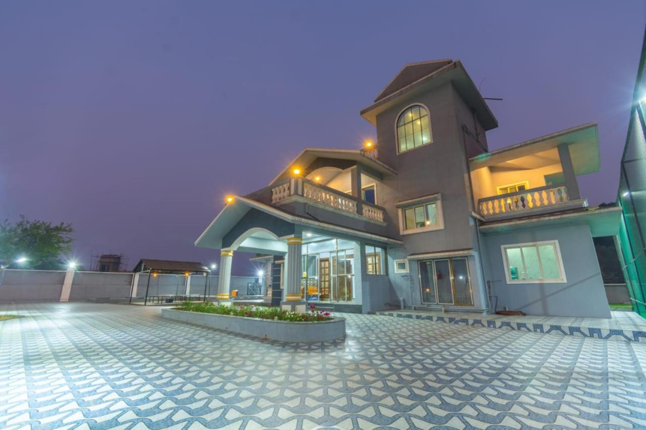Narzo 6Bhk Villa Lonavala view 4