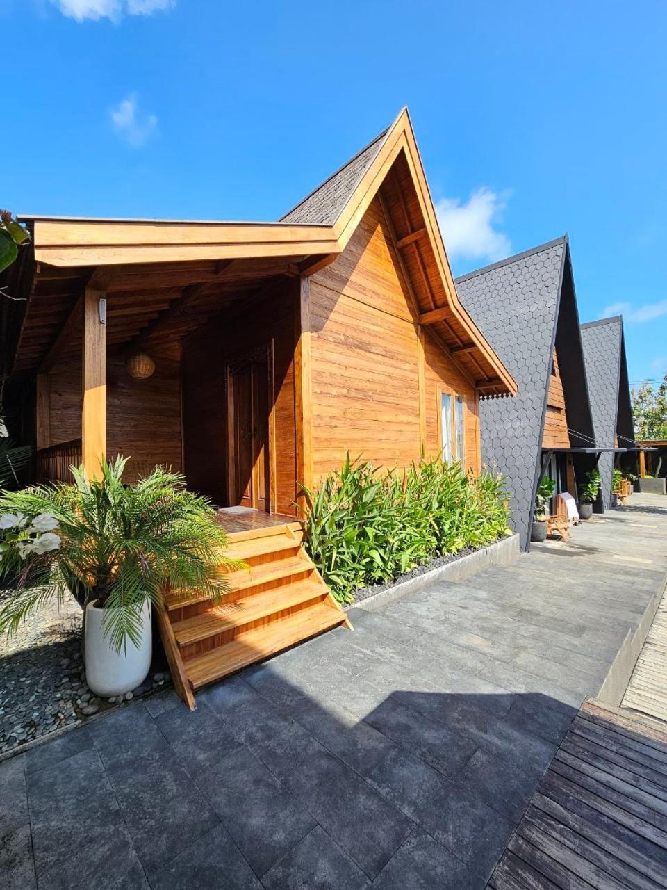 Twinseas Villa