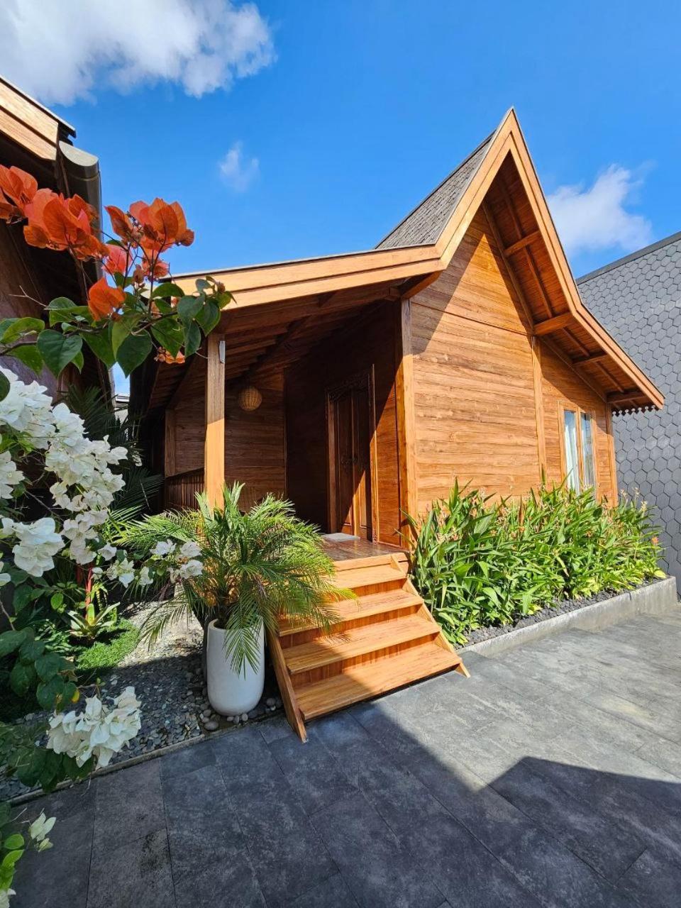 Twinseas Villa
