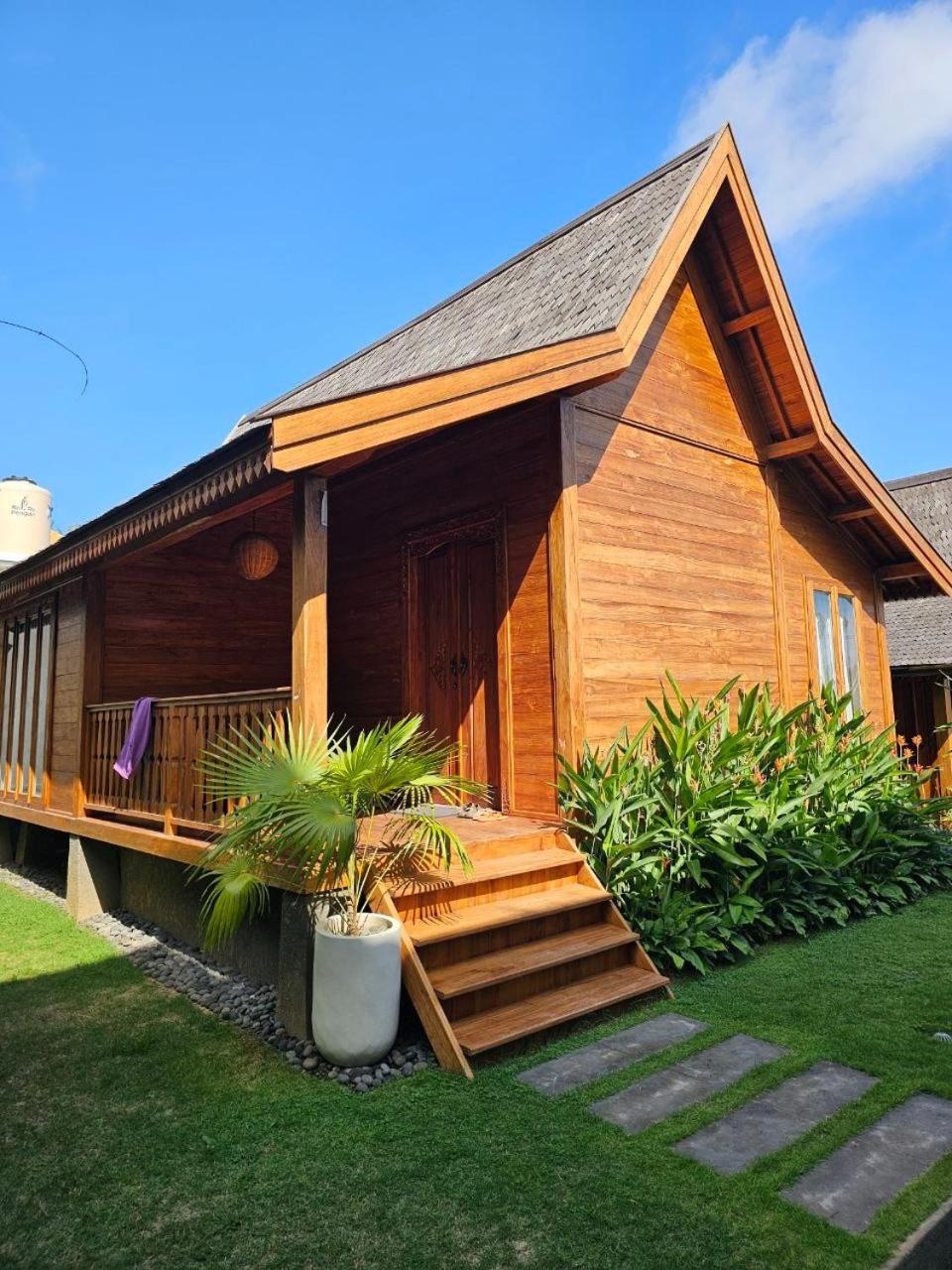 Twinseas Villa