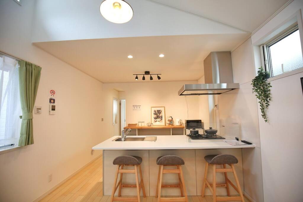 TD235 Spacious 4BR Home for 10 in Tokyo near JR Yamanote Line