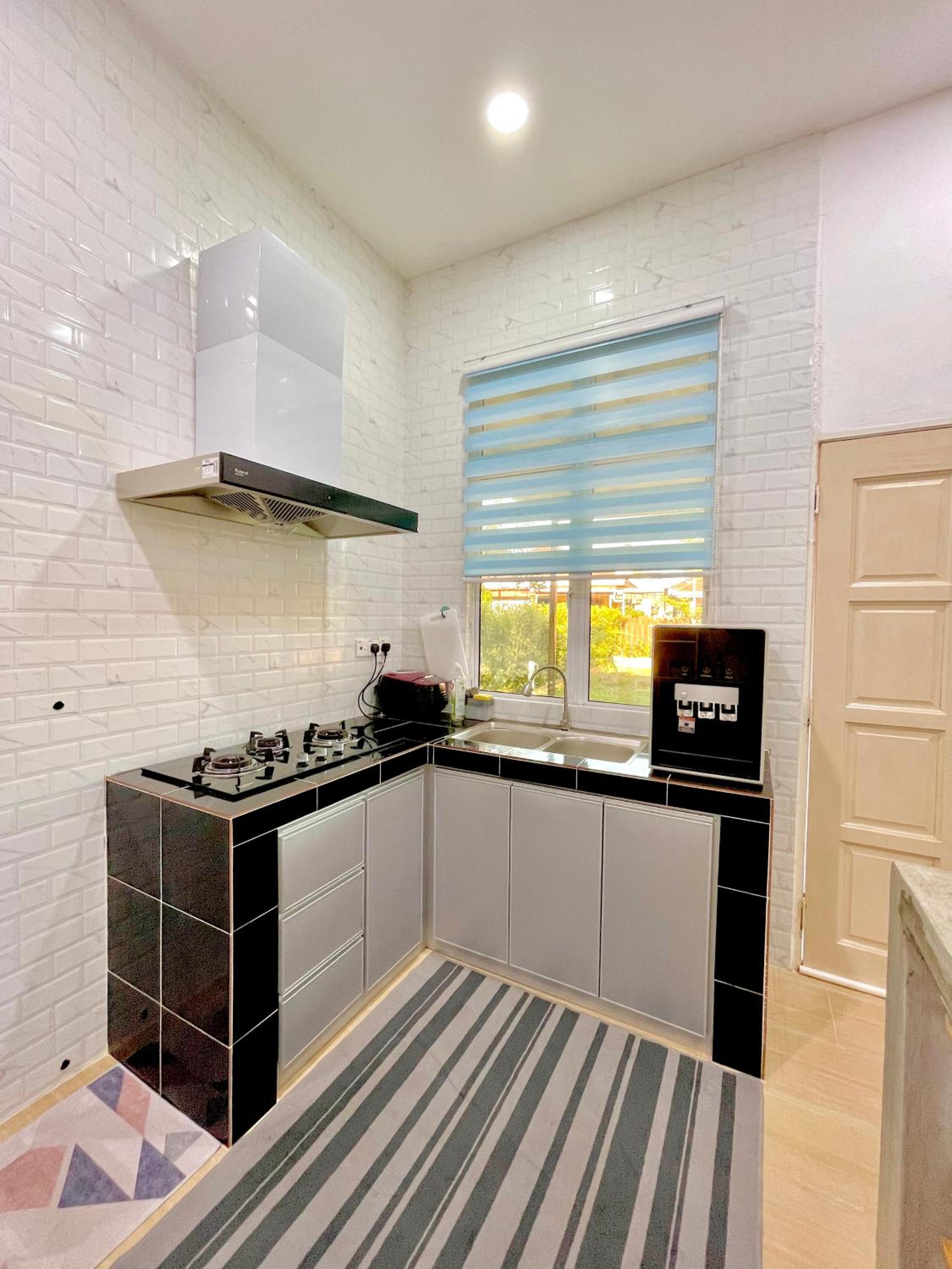 Tepak Nusuk Private Pool Homestay 5 Bedrooms 4 Bathrooms photo 6