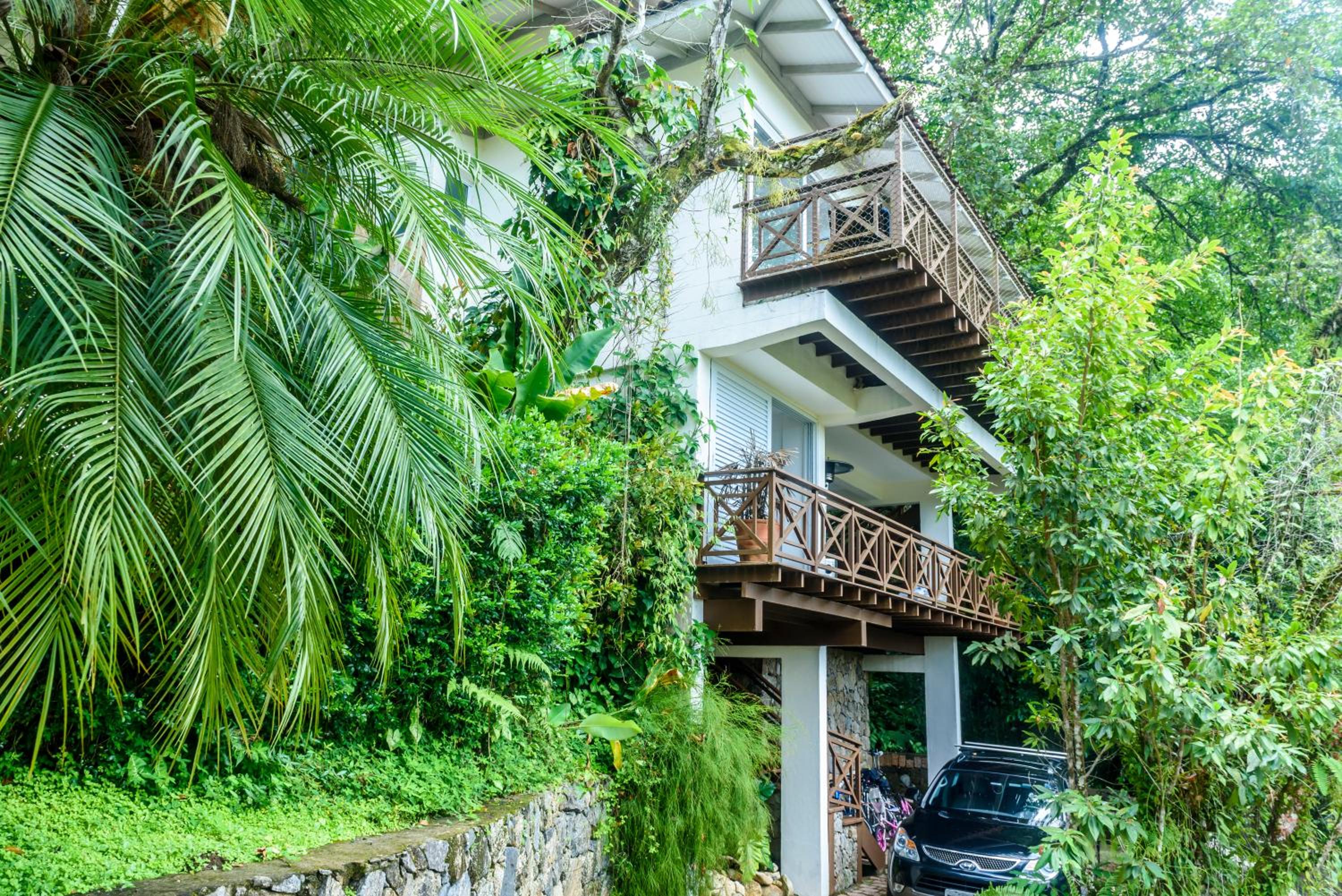 Casa com vista incrível e Jacuzzi | Brazilian Corner