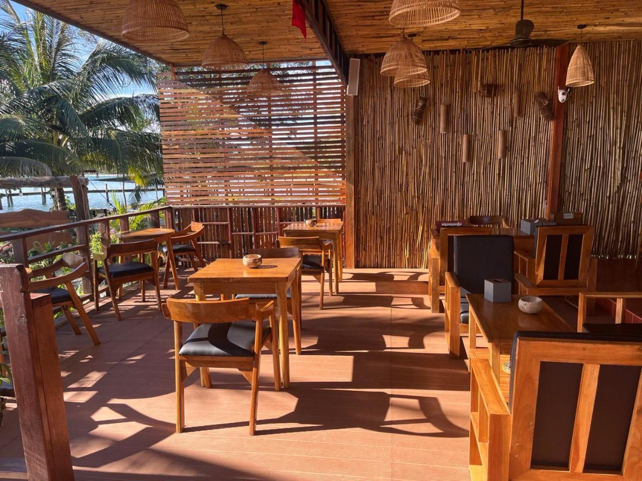 Coco Bungalows
