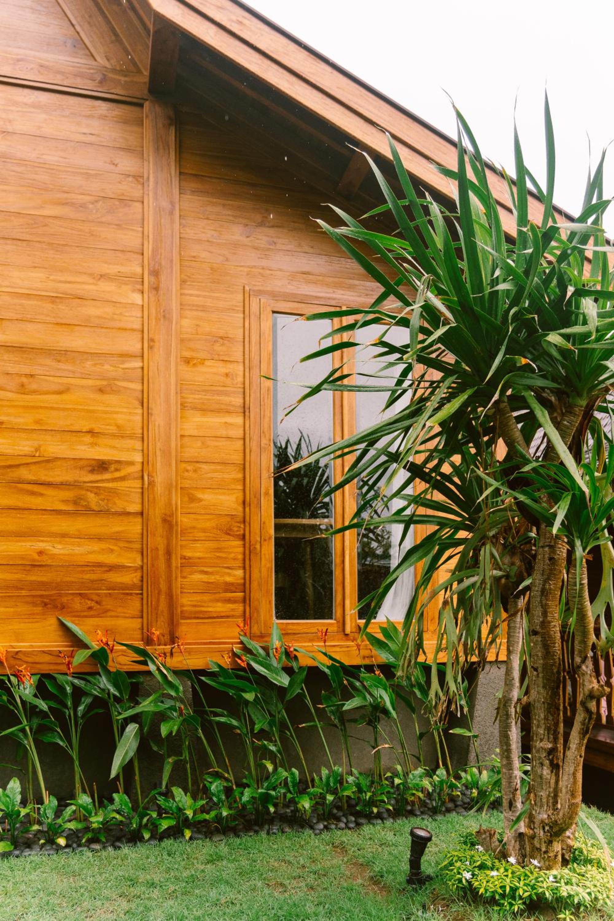 Twinseas Villa