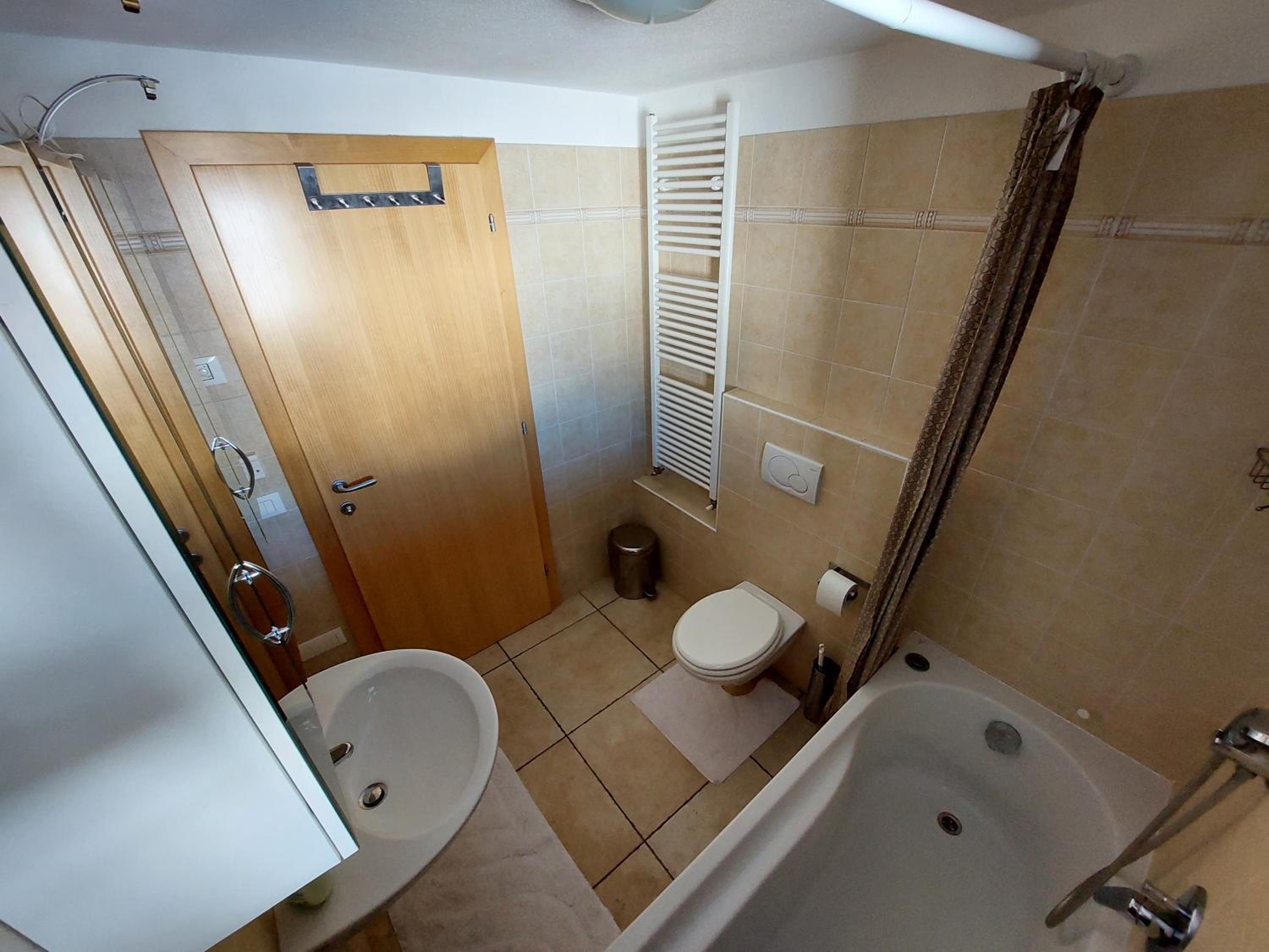 Photo 40