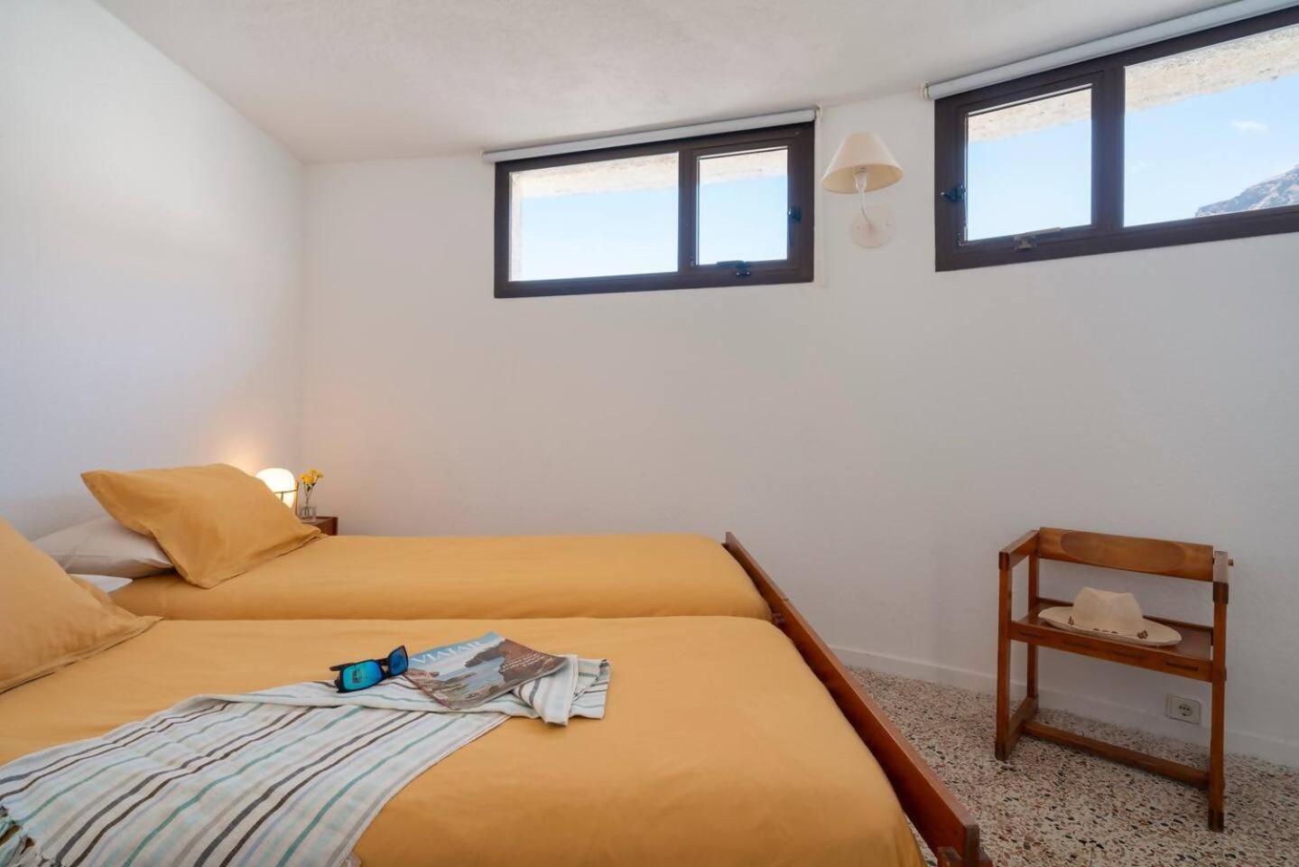 Lanzarote Famara Beach Bungalow